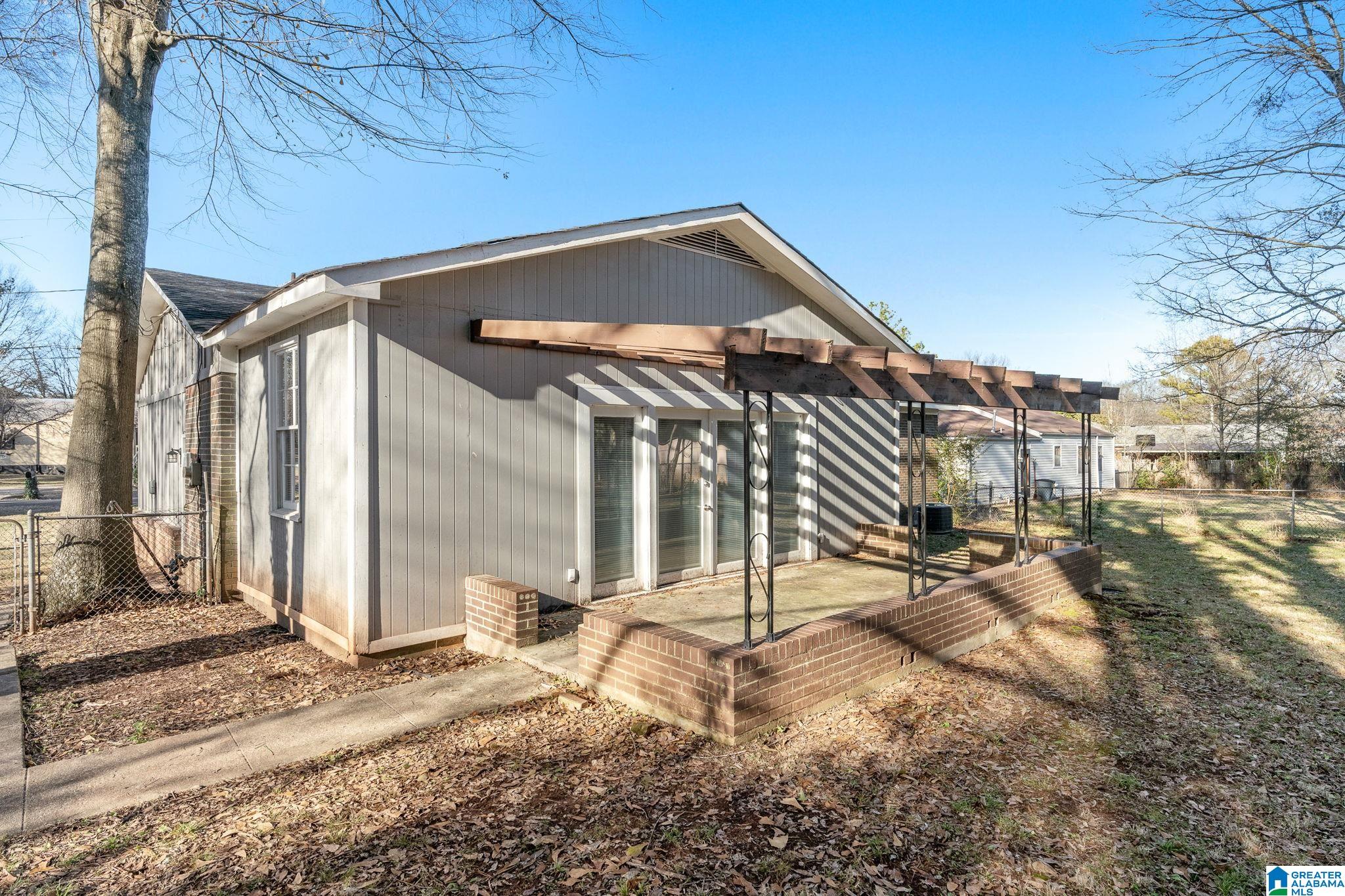 607 CAMP CIRCLE