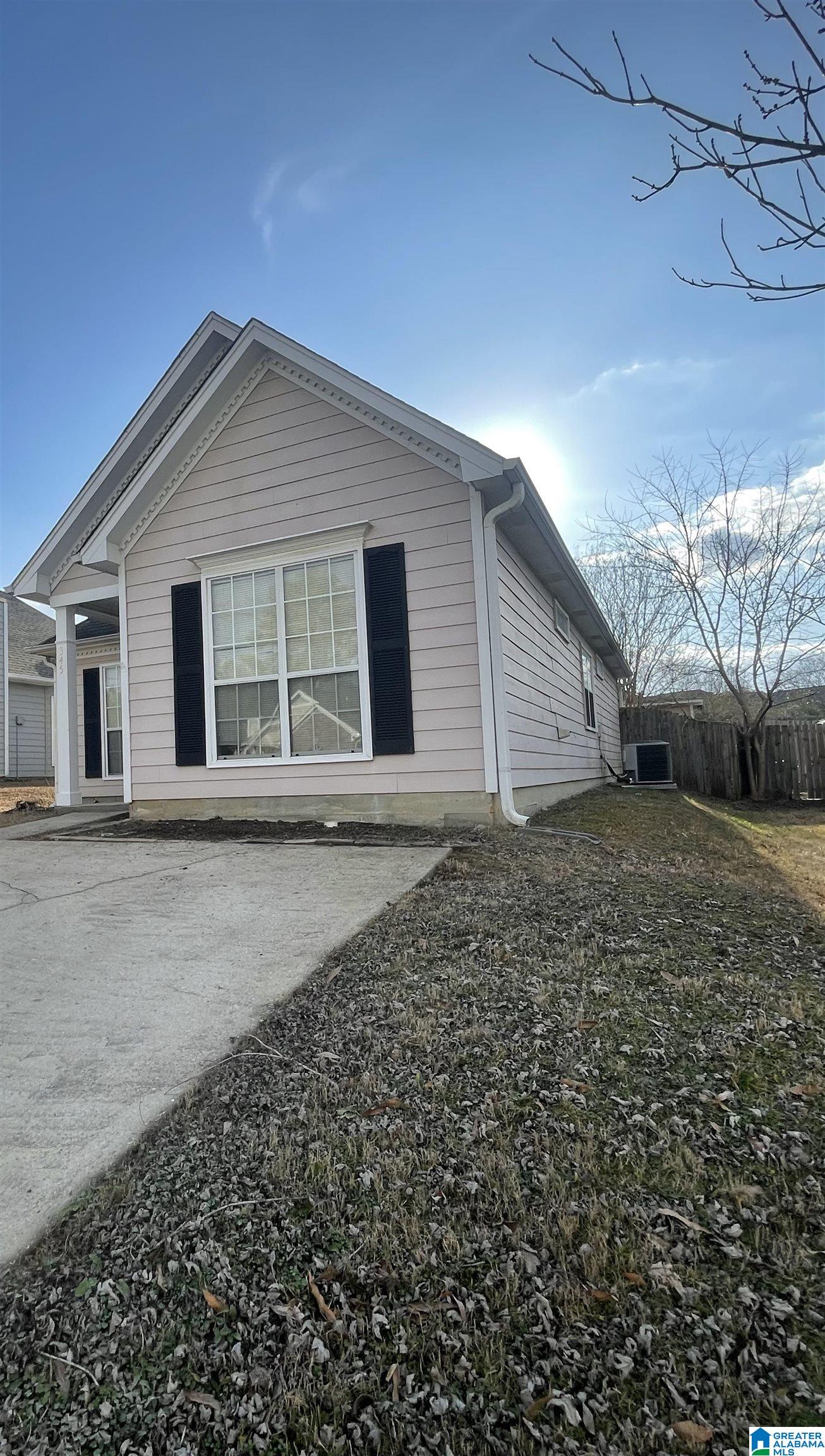 345 CAMDEN COVE CIRCLE