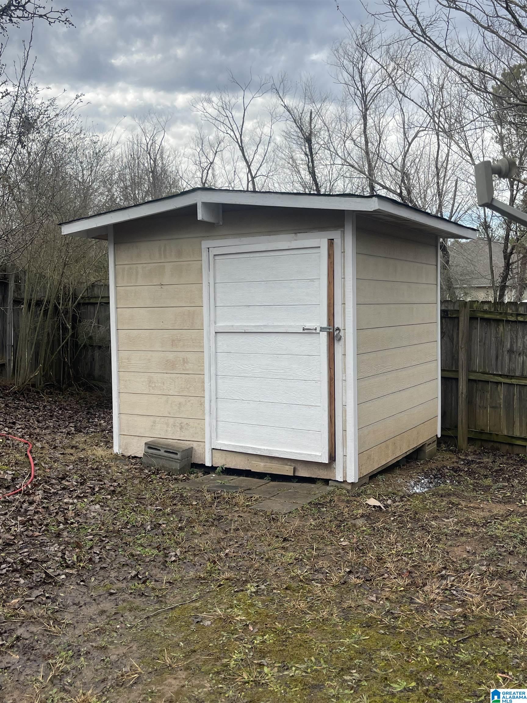 345 CAMDEN COVE CIRCLE