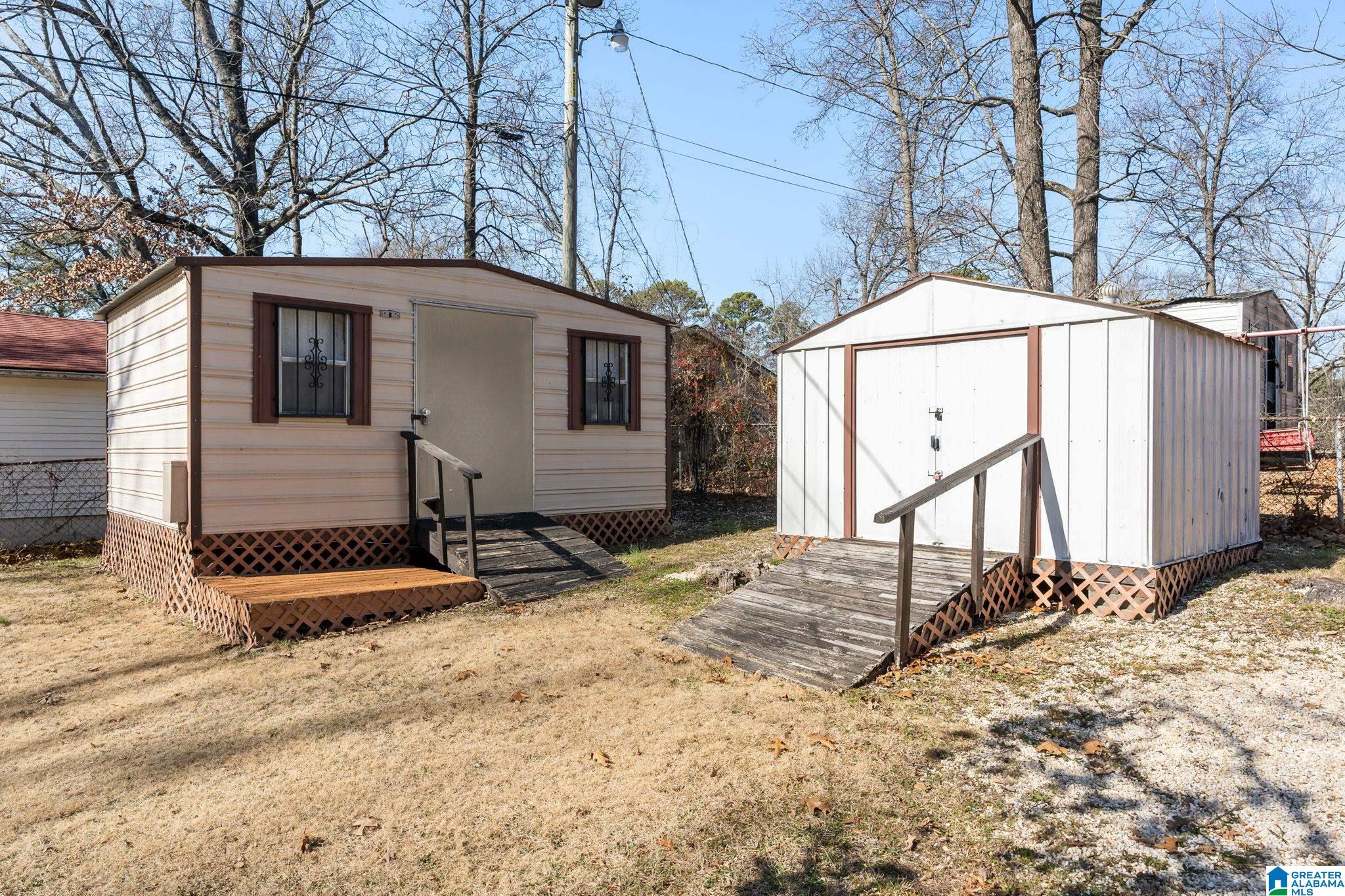 1524 NW 2ND PLACE