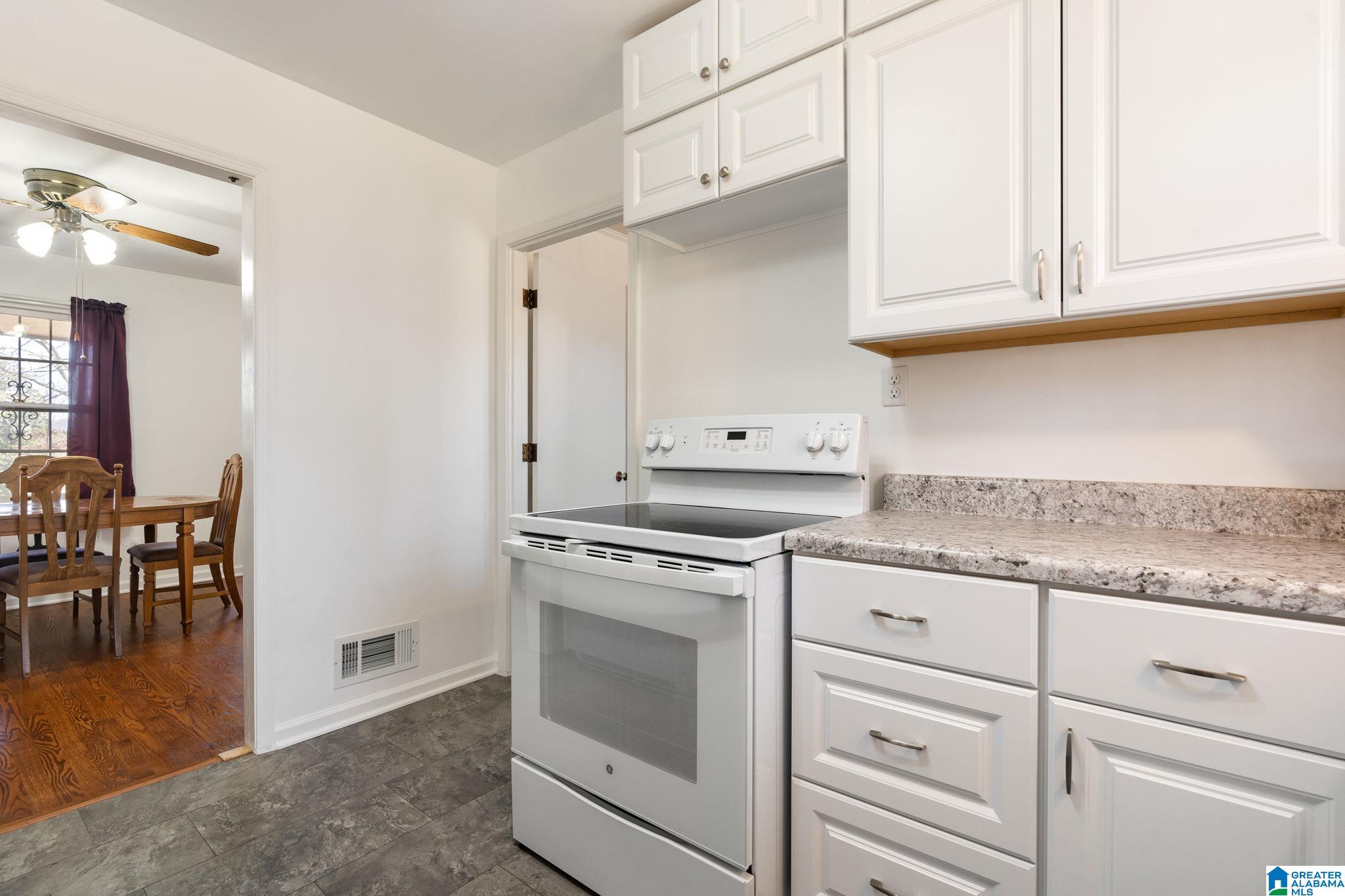 1524 NW 2ND PLACE