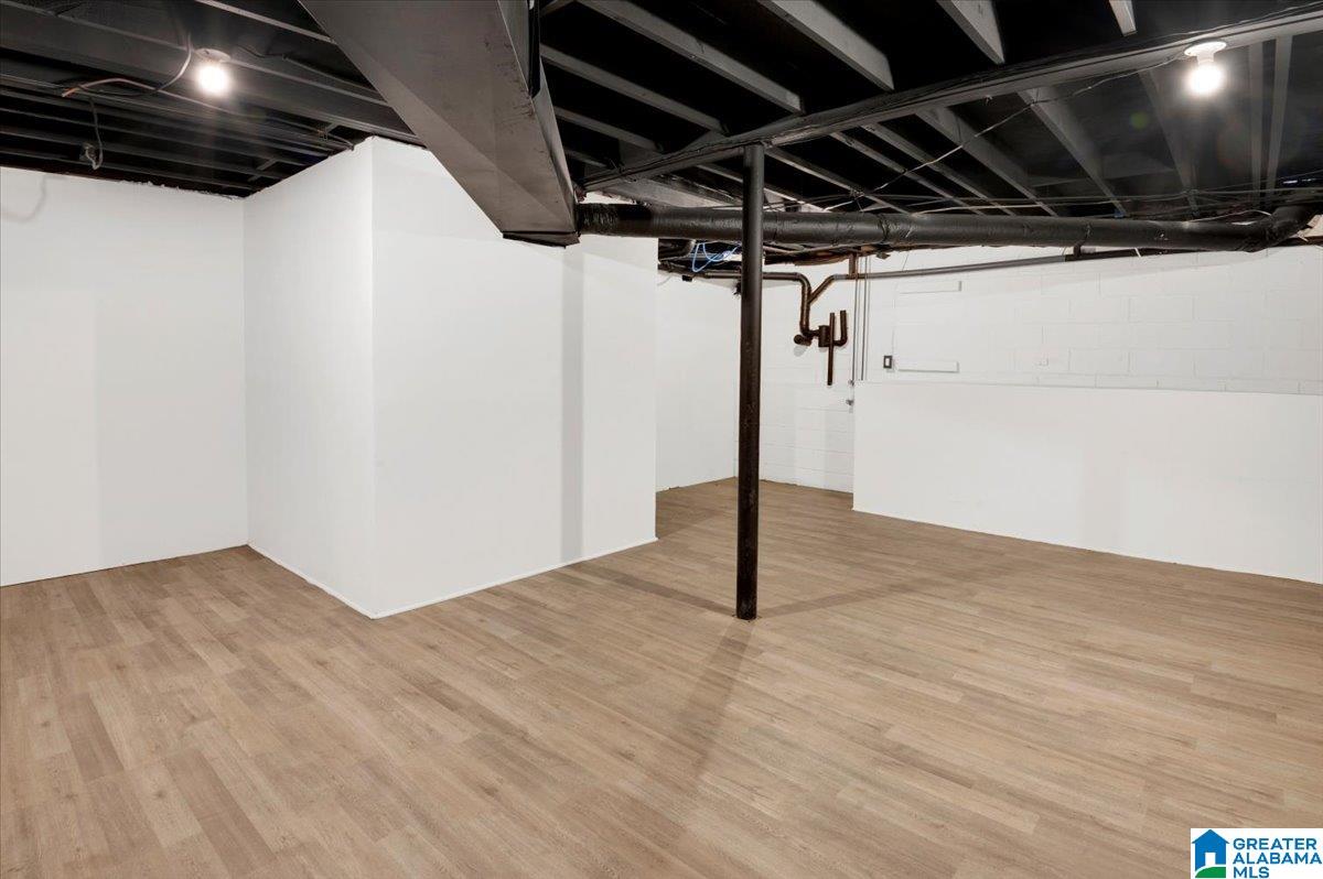 5289 WILLOW RIDGE LANE