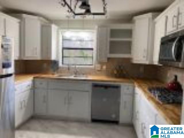513 CAMELLIA ROAD