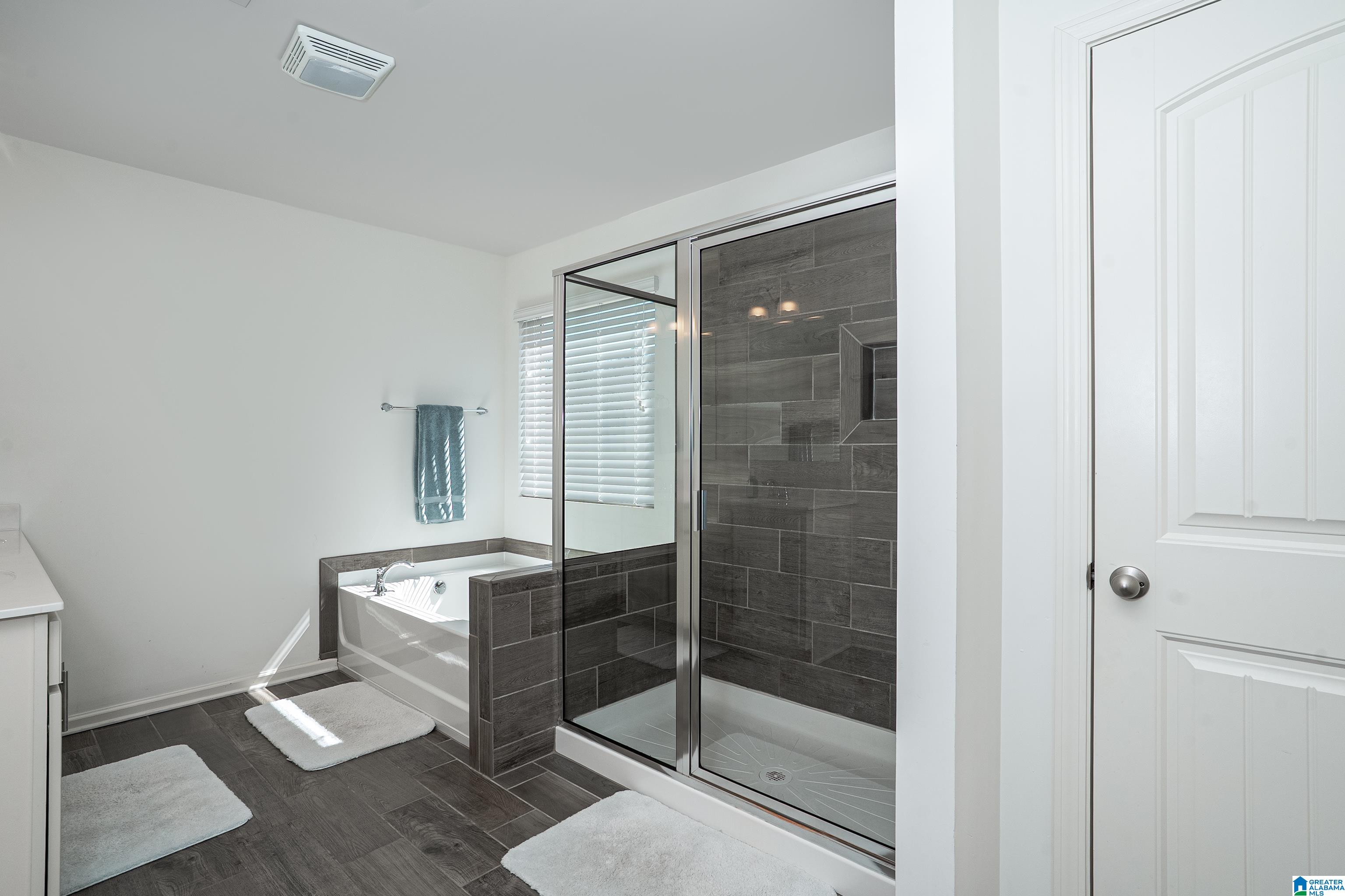 3688 GRAND CENTRAL AVENUE