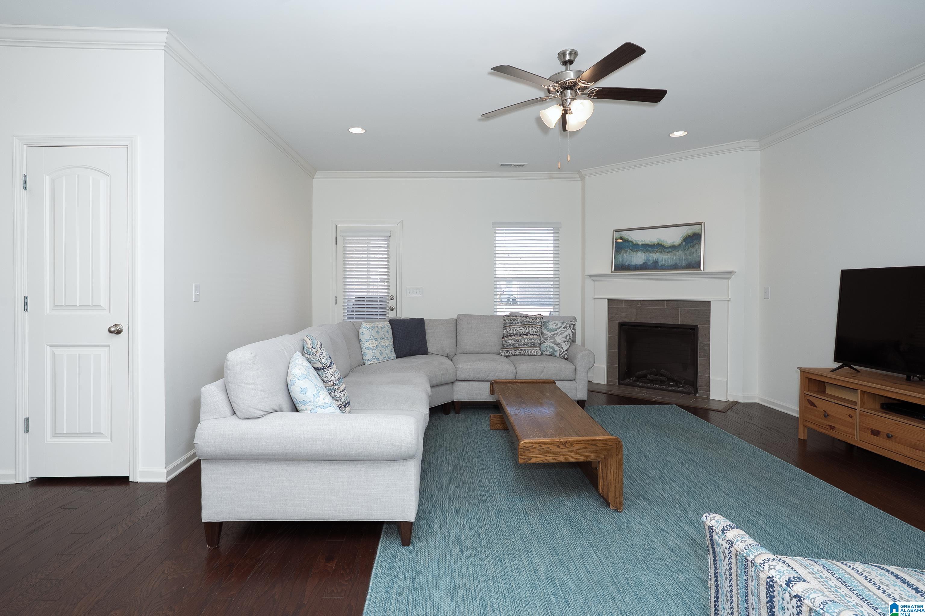 3688 GRAND CENTRAL AVENUE