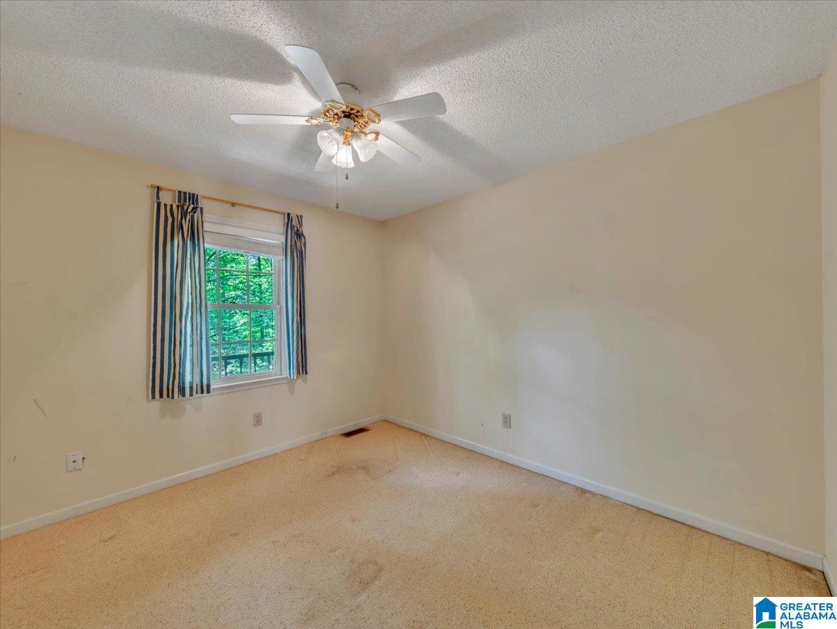 3340 THOMAS LANE