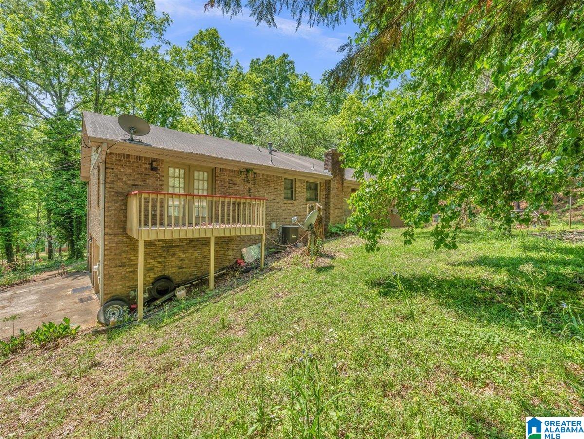 3340 THOMAS LANE
