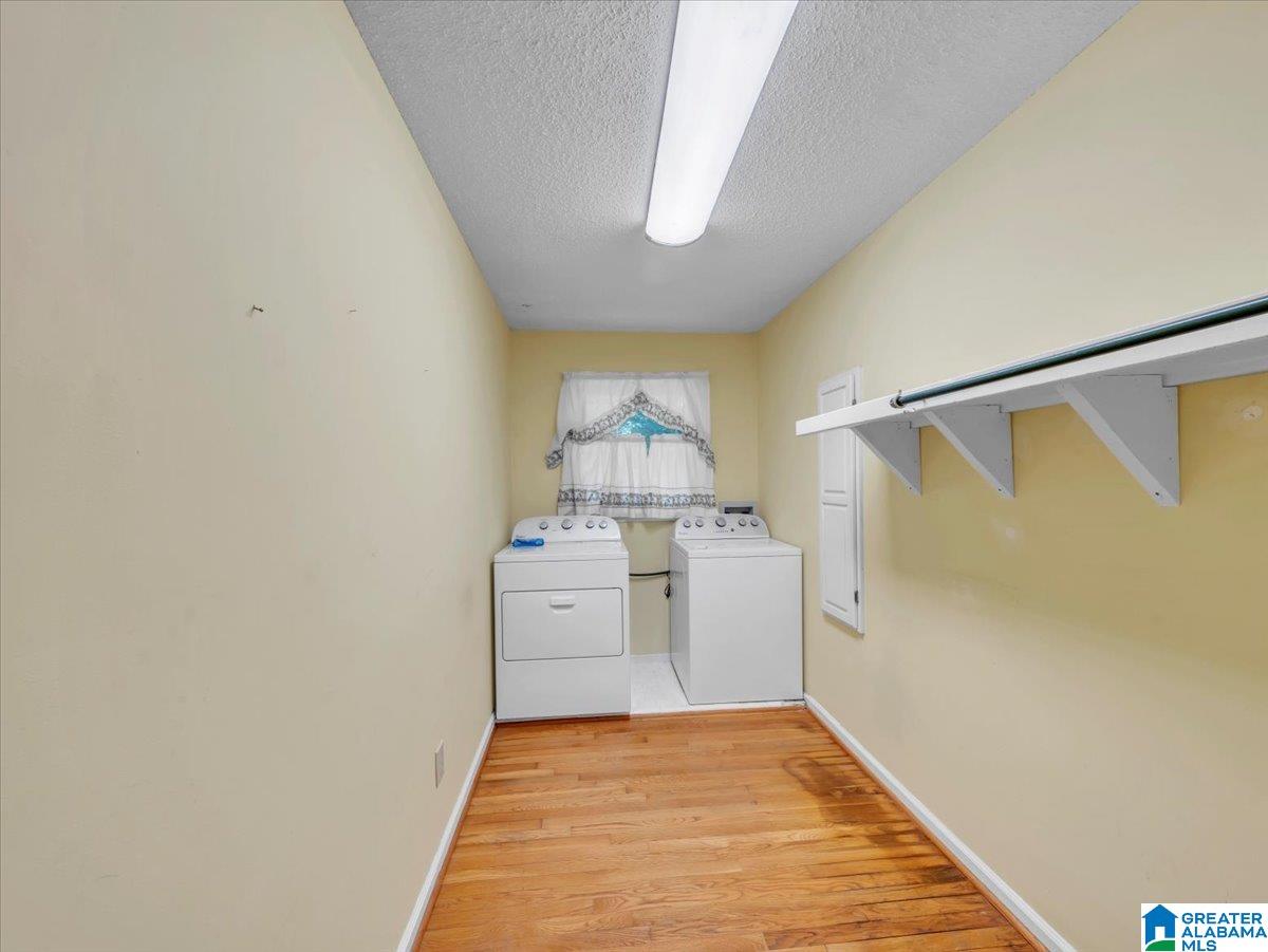 3340 THOMAS LANE