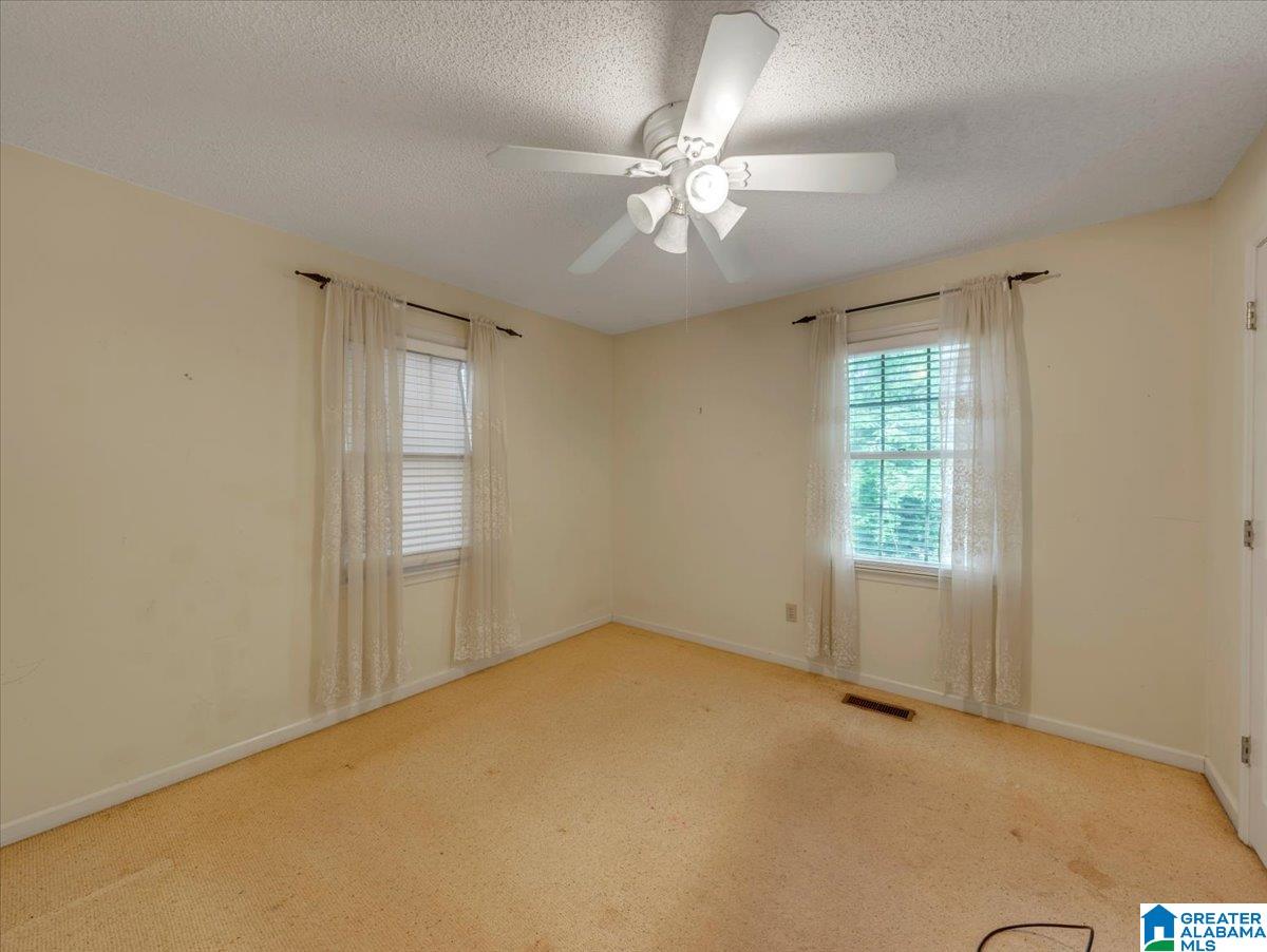 3340 THOMAS LANE