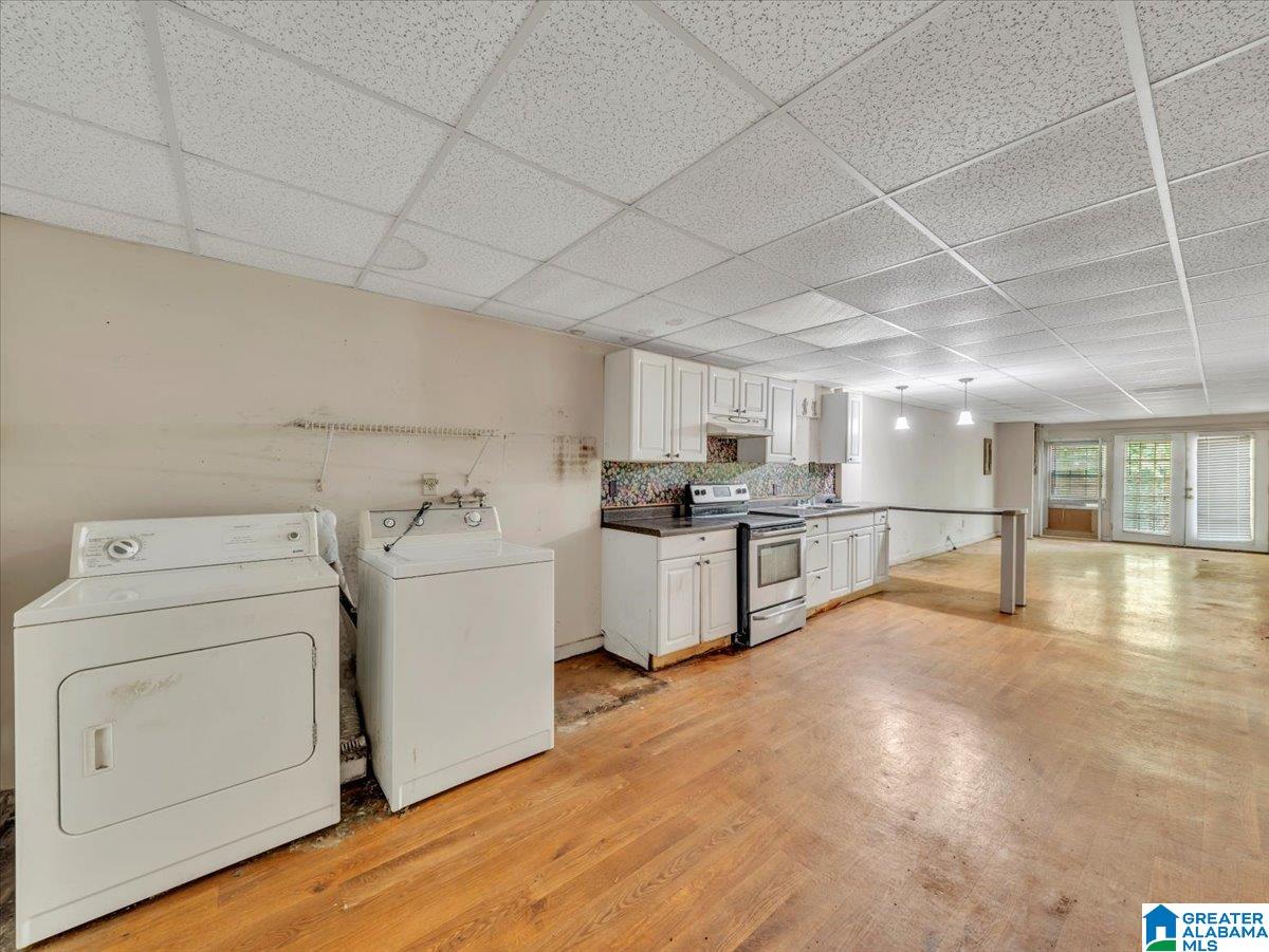 3340 THOMAS LANE