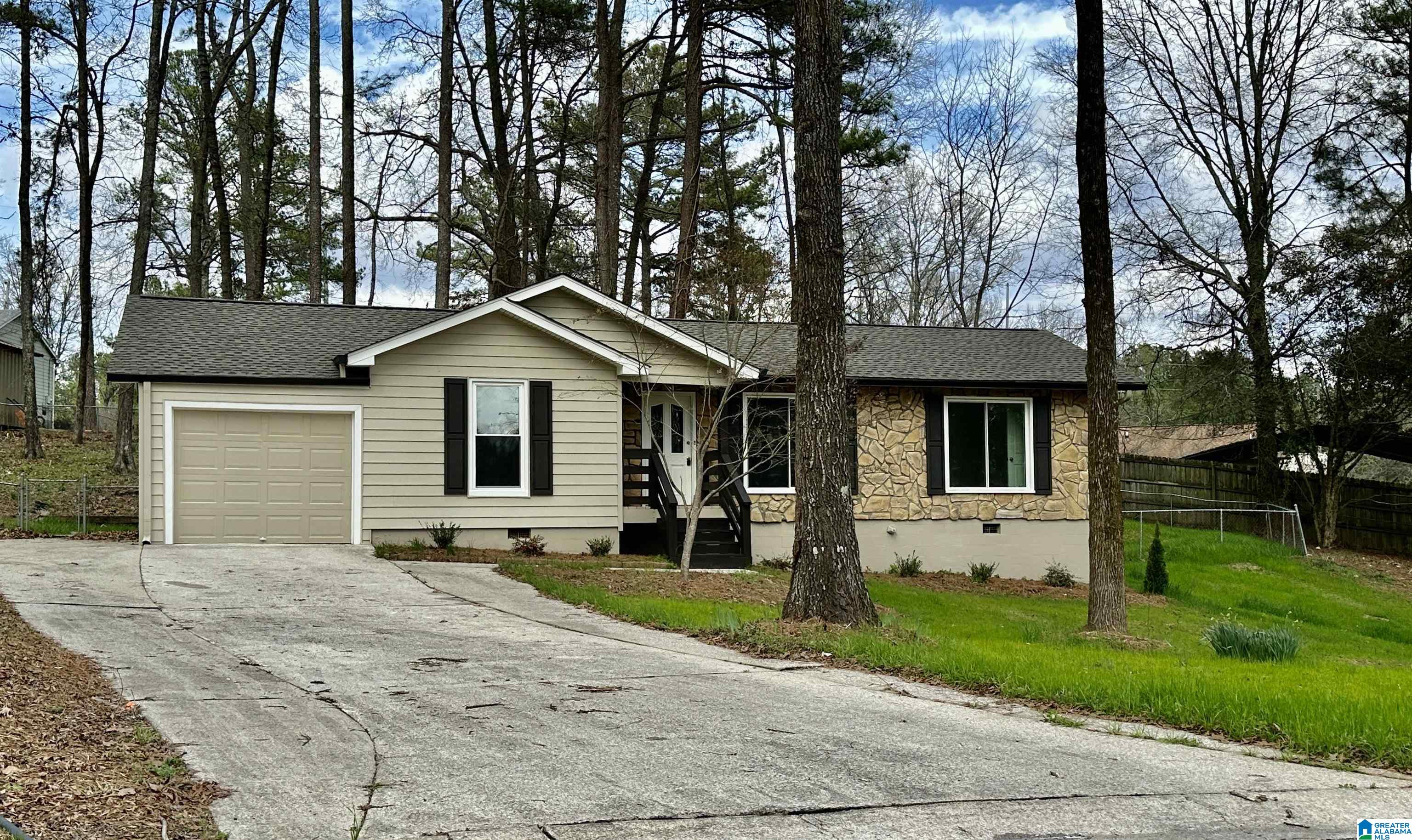 2413 PENTLAND DRIVE