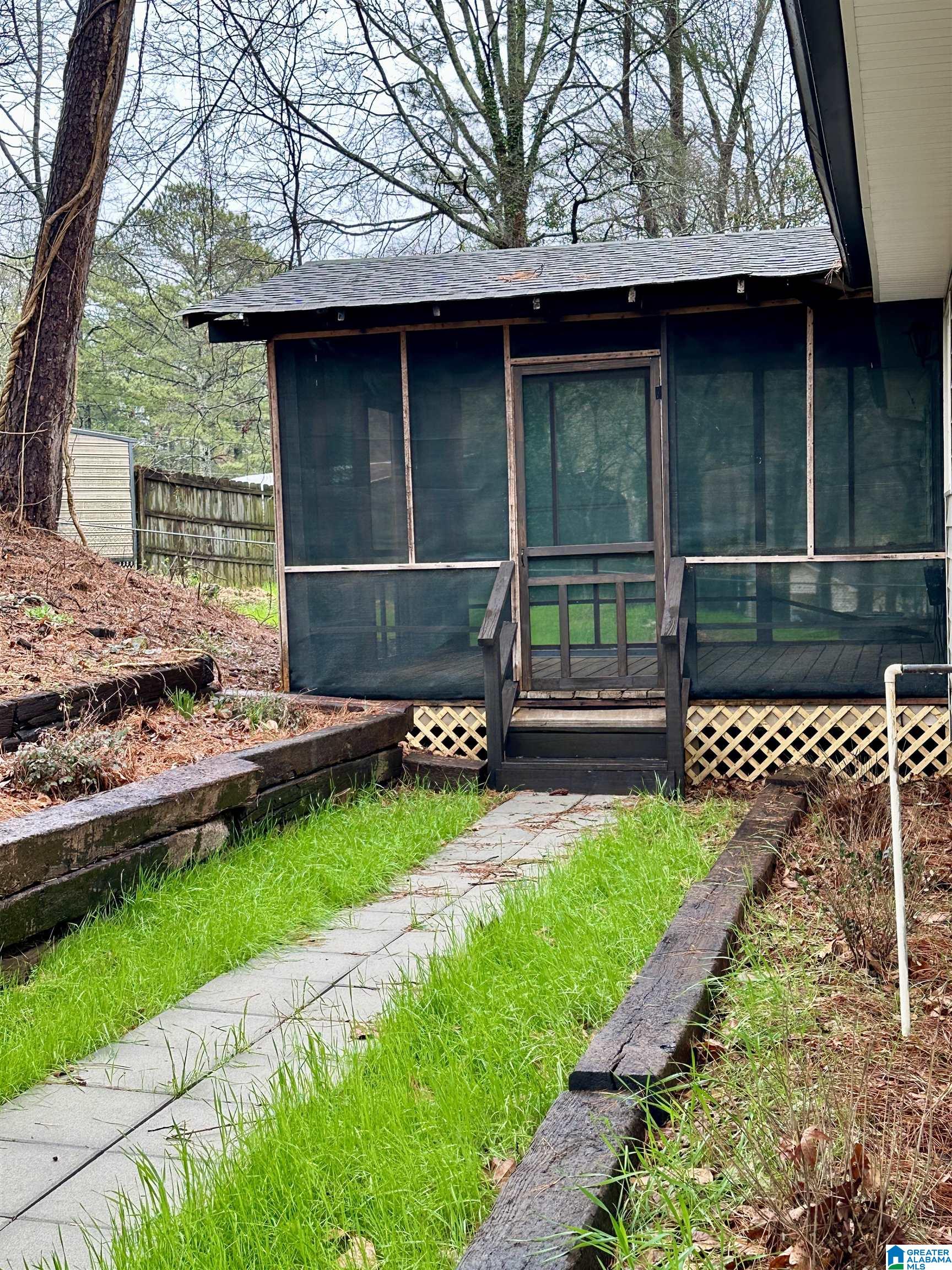 2413 PENTLAND DRIVE