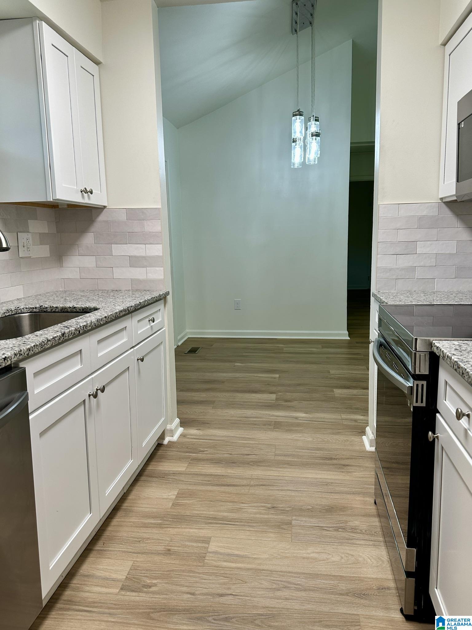 2413 PENTLAND DRIVE