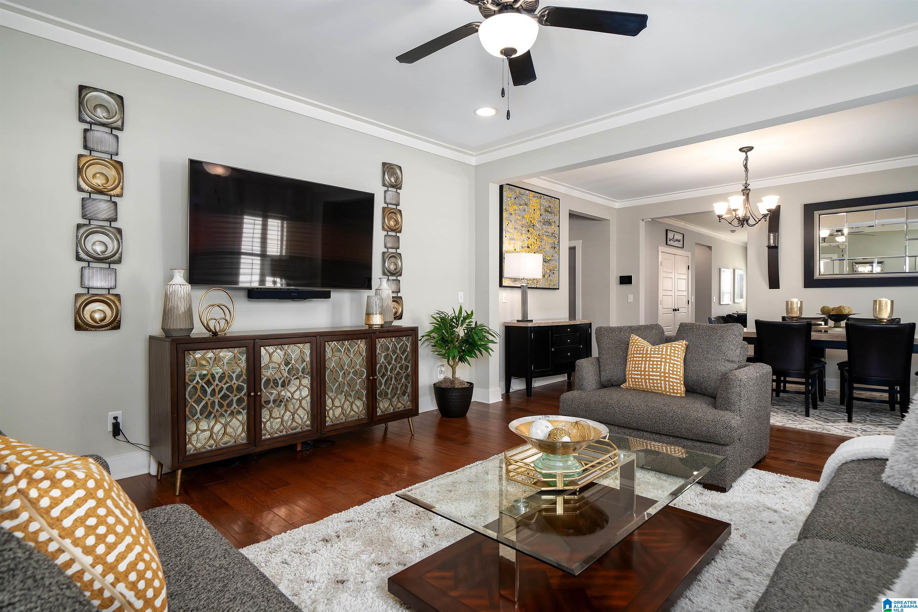 7027 KENSINGTON AVENUE