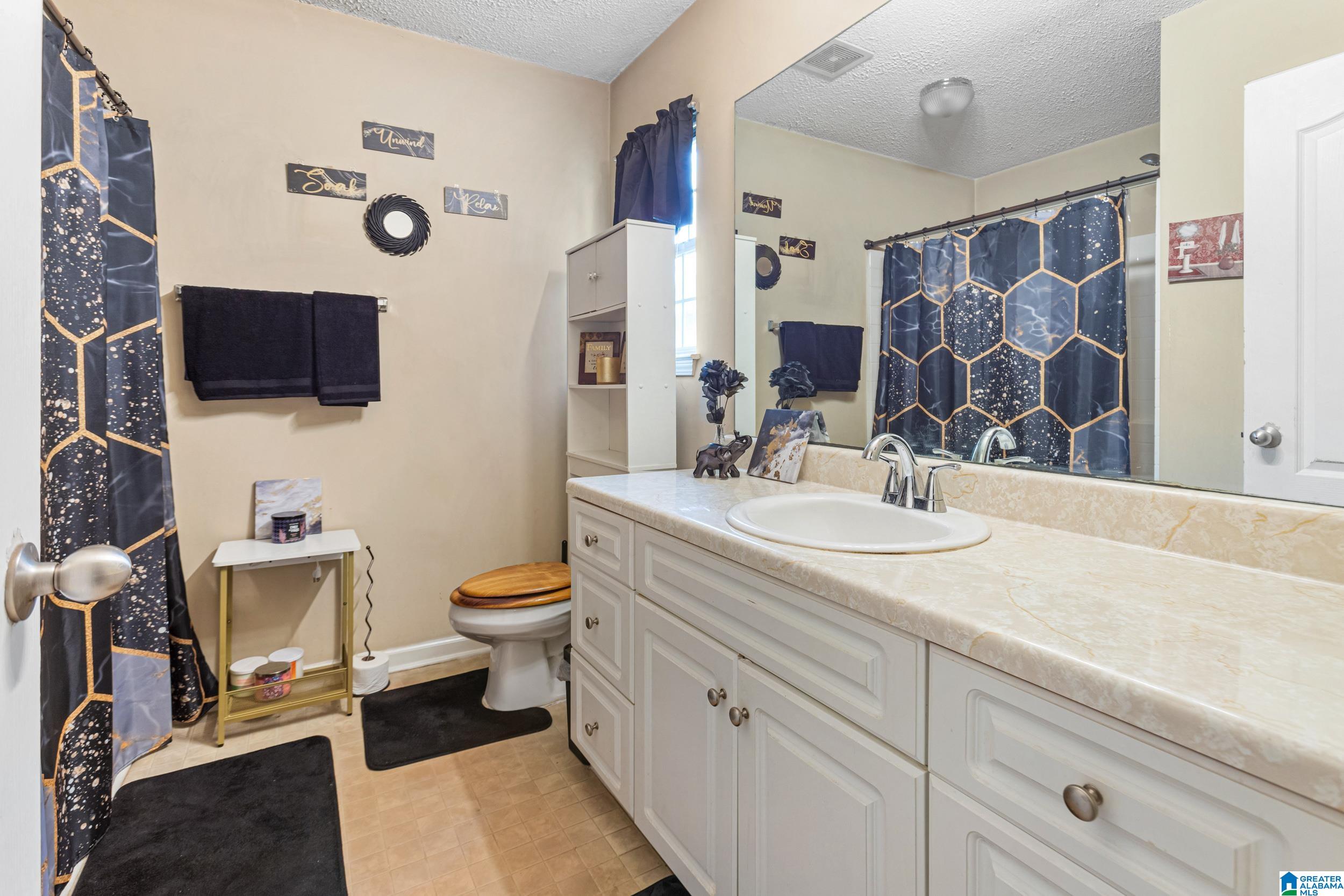 2066 TOWNHOUSE LANE