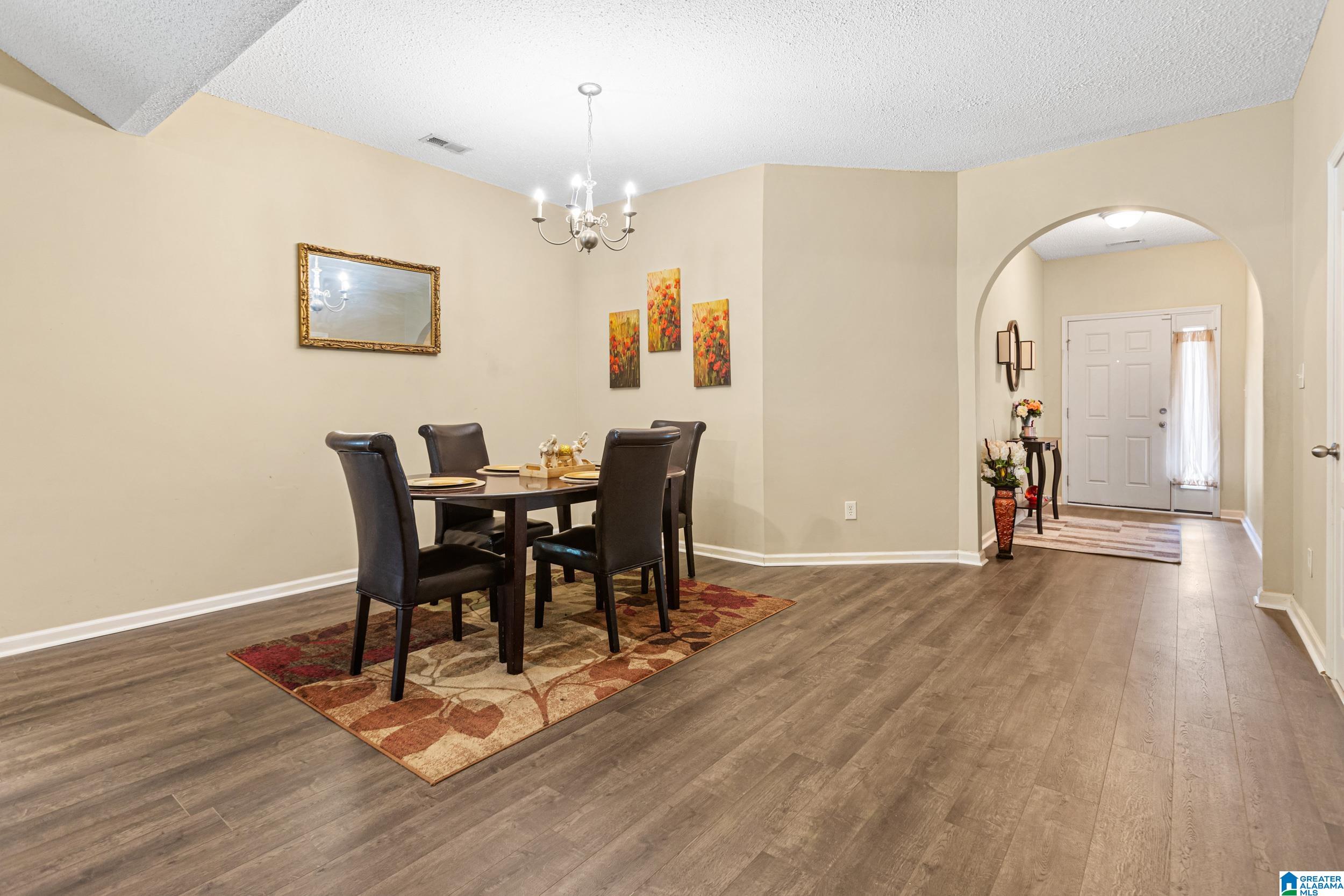 2066 TOWNHOUSE LANE