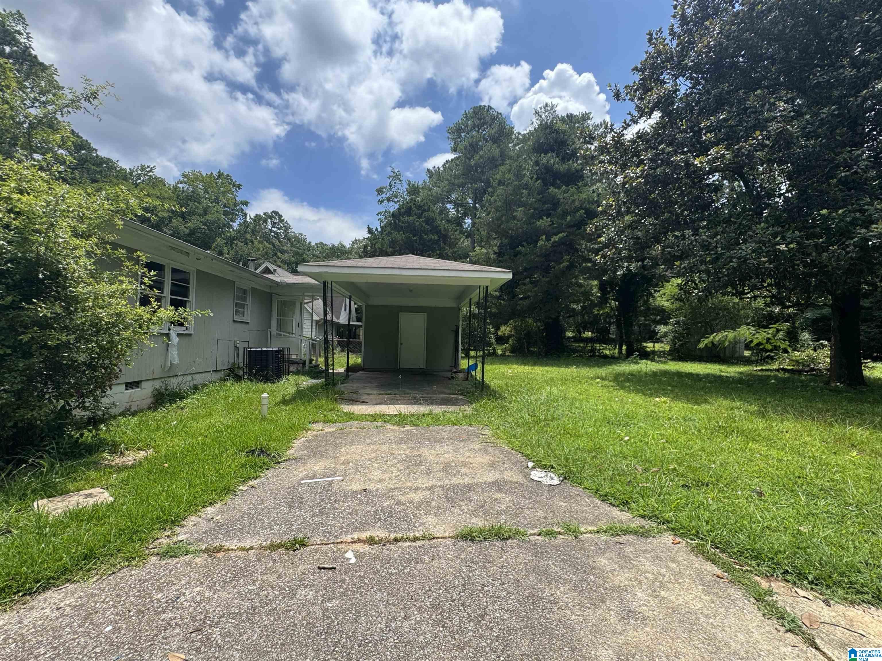 781 VAUGHN CIRCLE