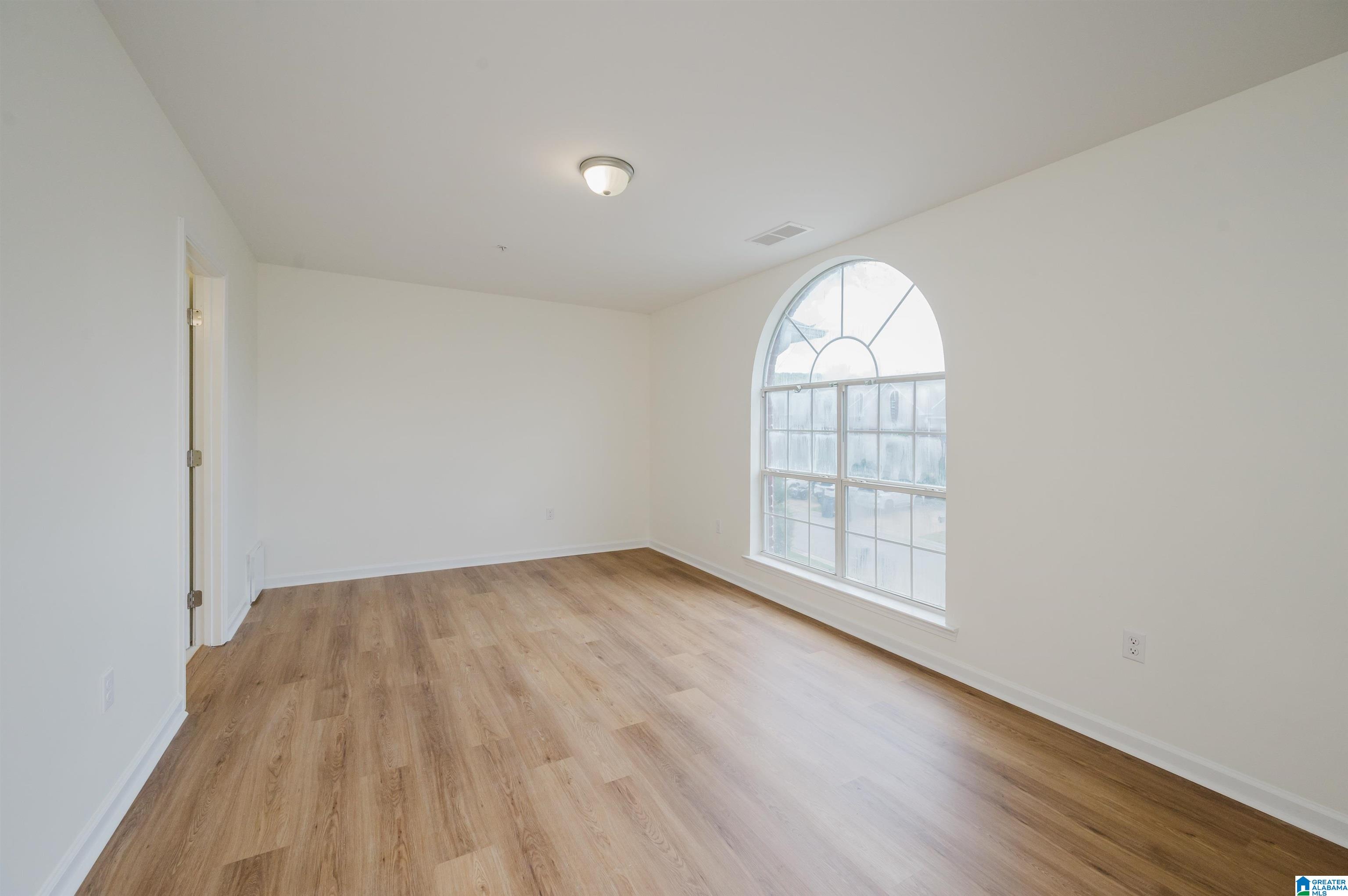 554 TREYMOOR LAKE CIRCLE