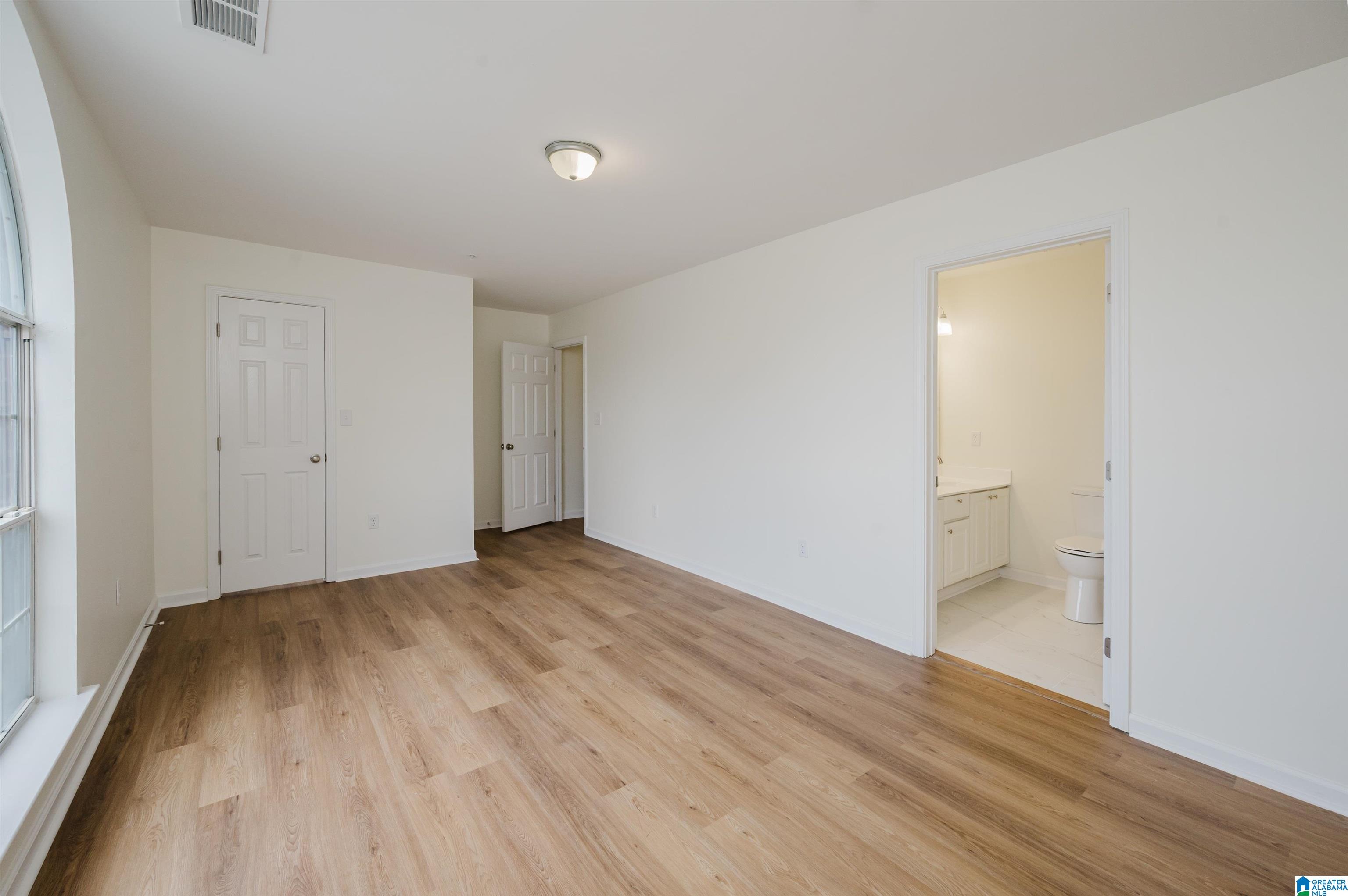 554 TREYMOOR LAKE CIRCLE