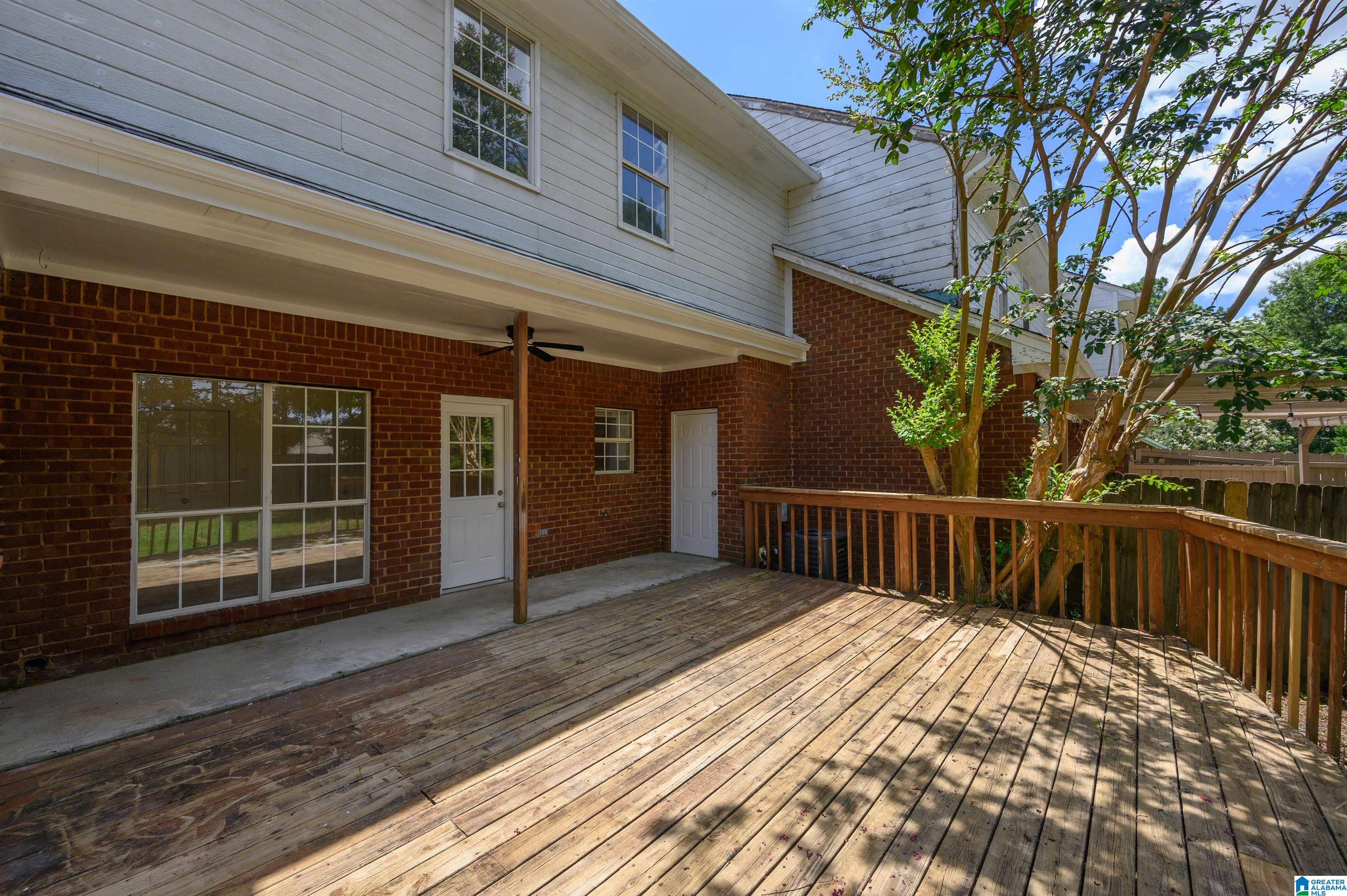 554 TREYMOOR LAKE CIRCLE