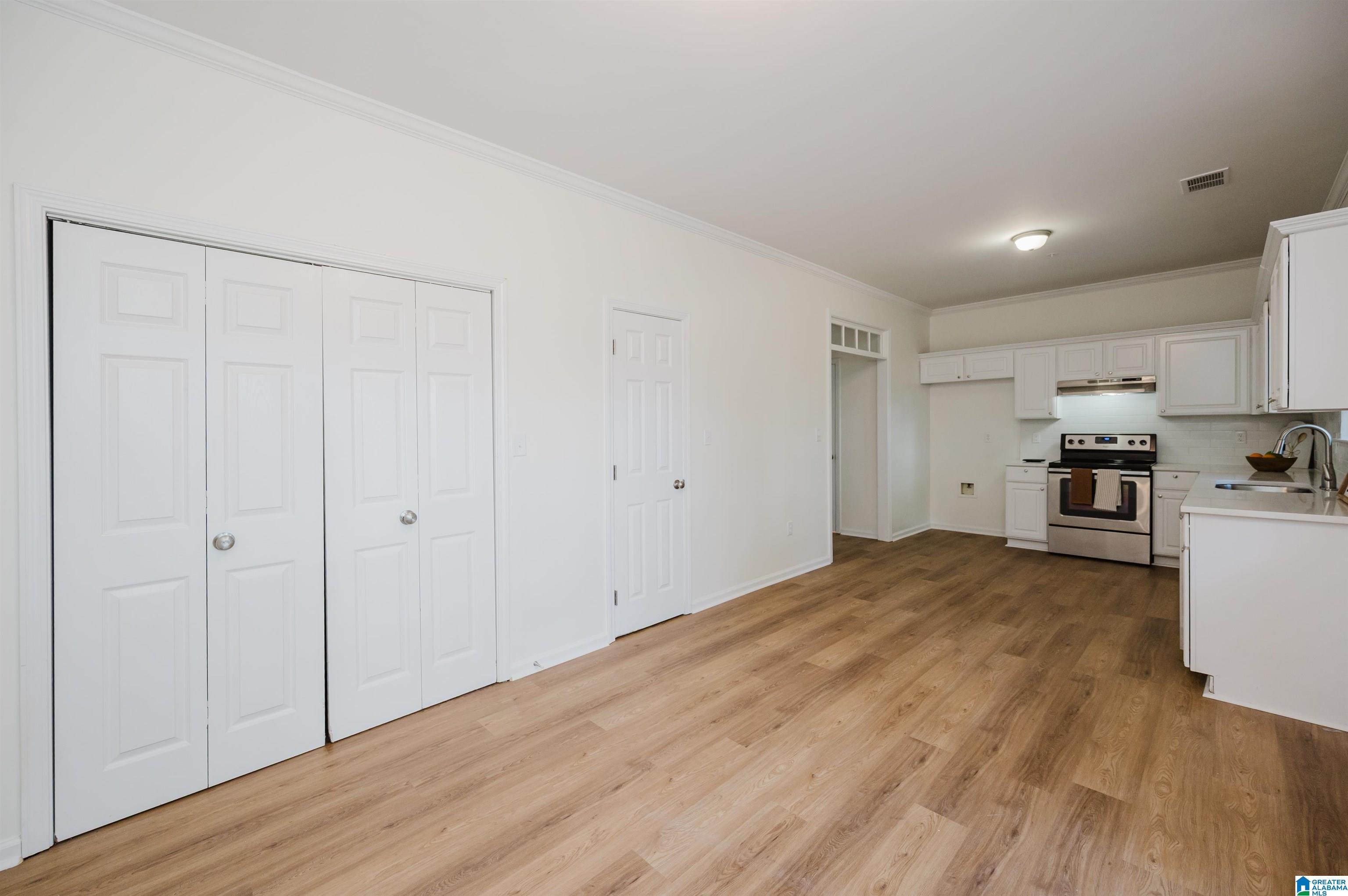 554 TREYMOOR LAKE CIRCLE