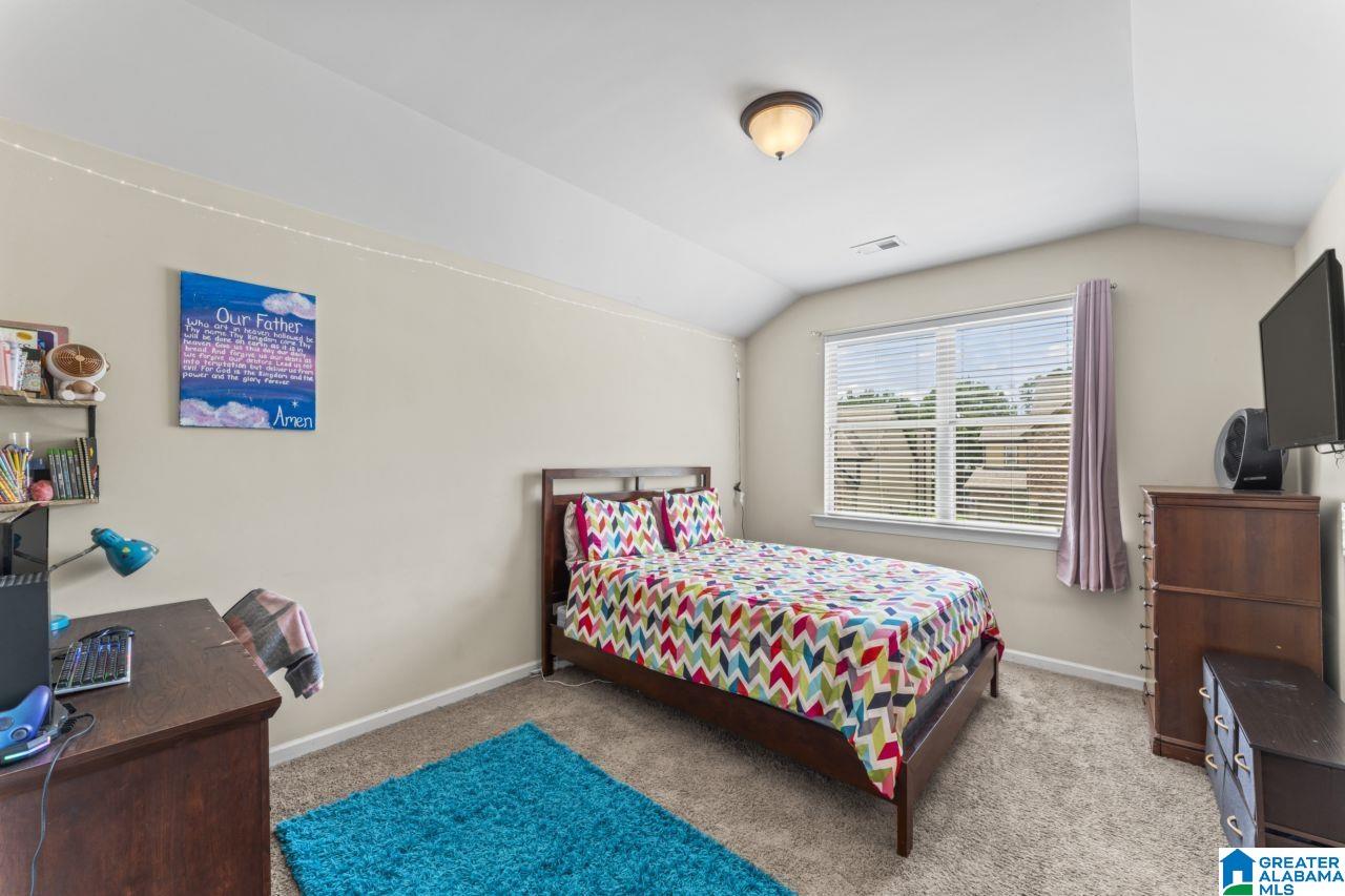 1076 SEMINOLE PLACE