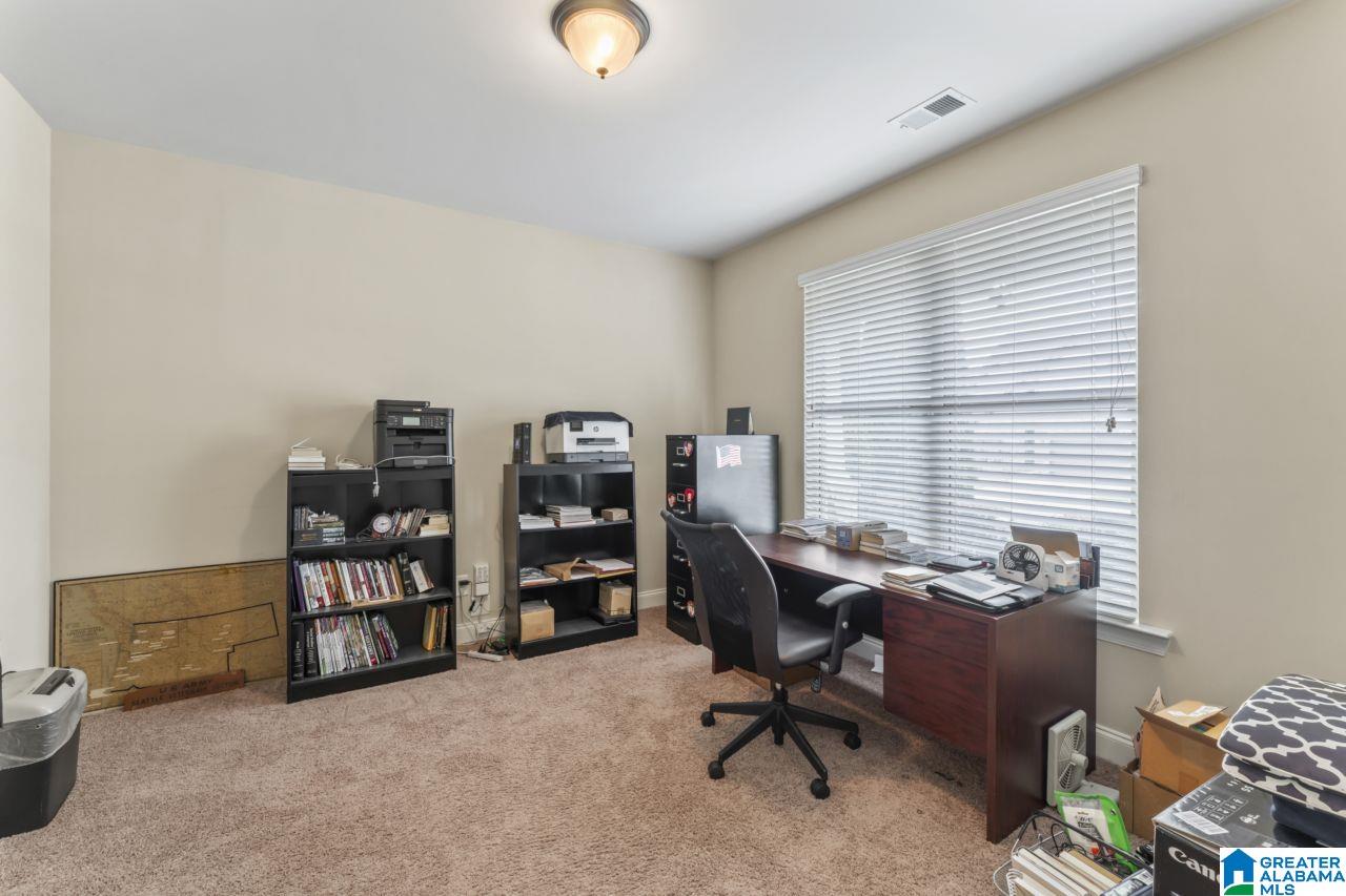 1076 SEMINOLE PLACE