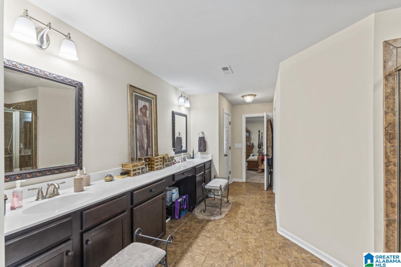 1076 SEMINOLE PLACE