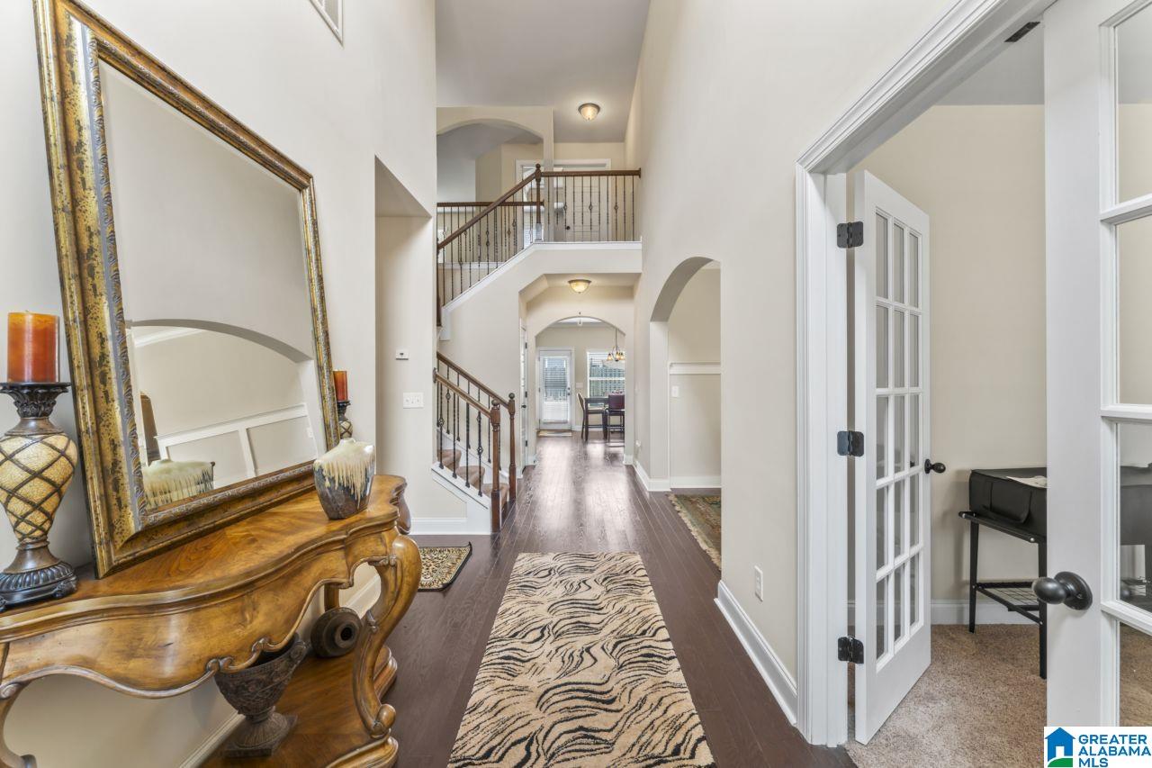 1076 SEMINOLE PLACE
