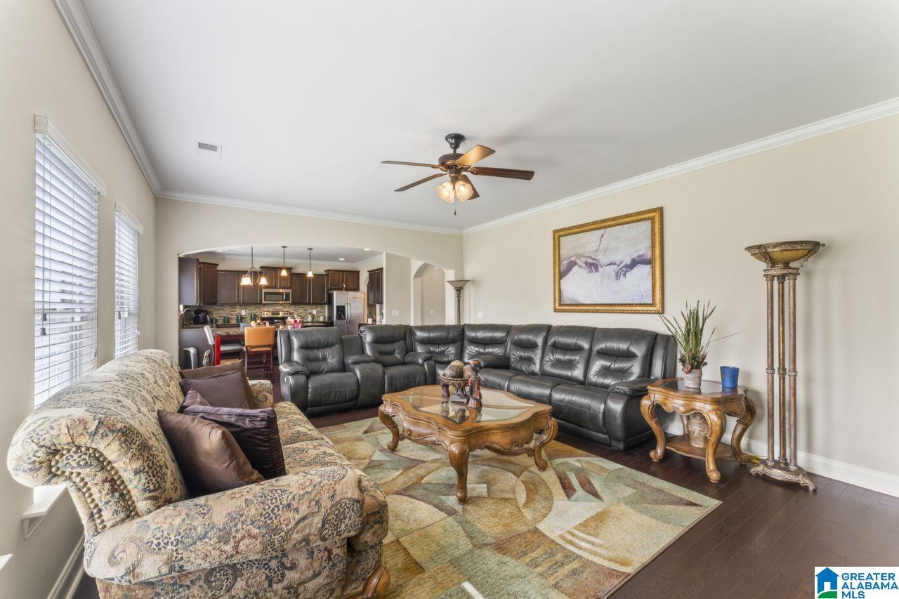1076 SEMINOLE PLACE