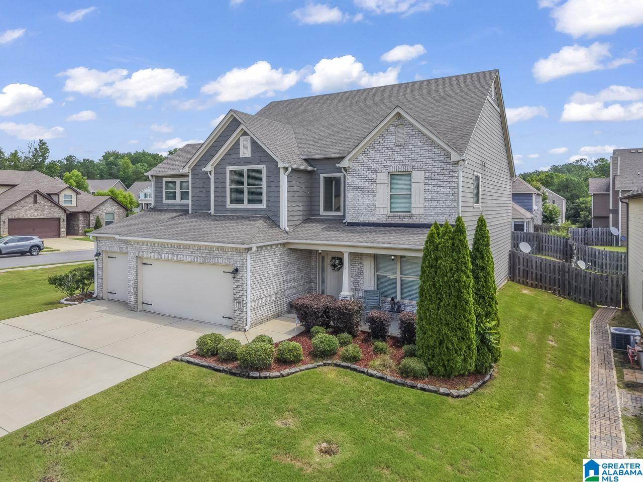 1076 SEMINOLE PLACE