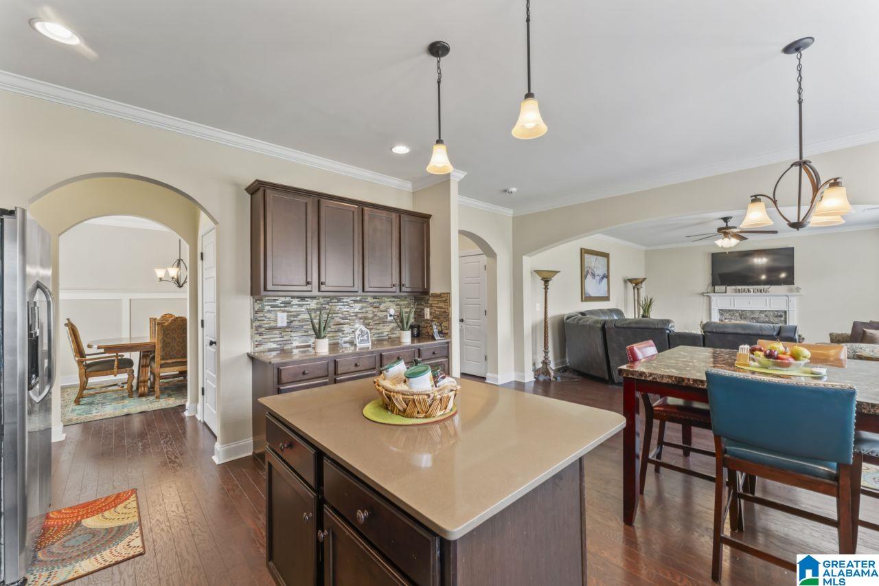 1076 SEMINOLE PLACE
