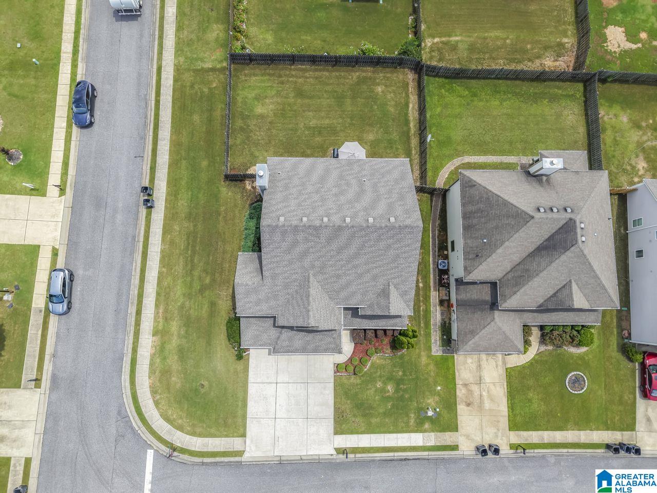 1076 SEMINOLE PLACE