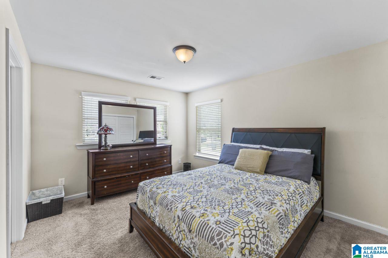 1076 SEMINOLE PLACE