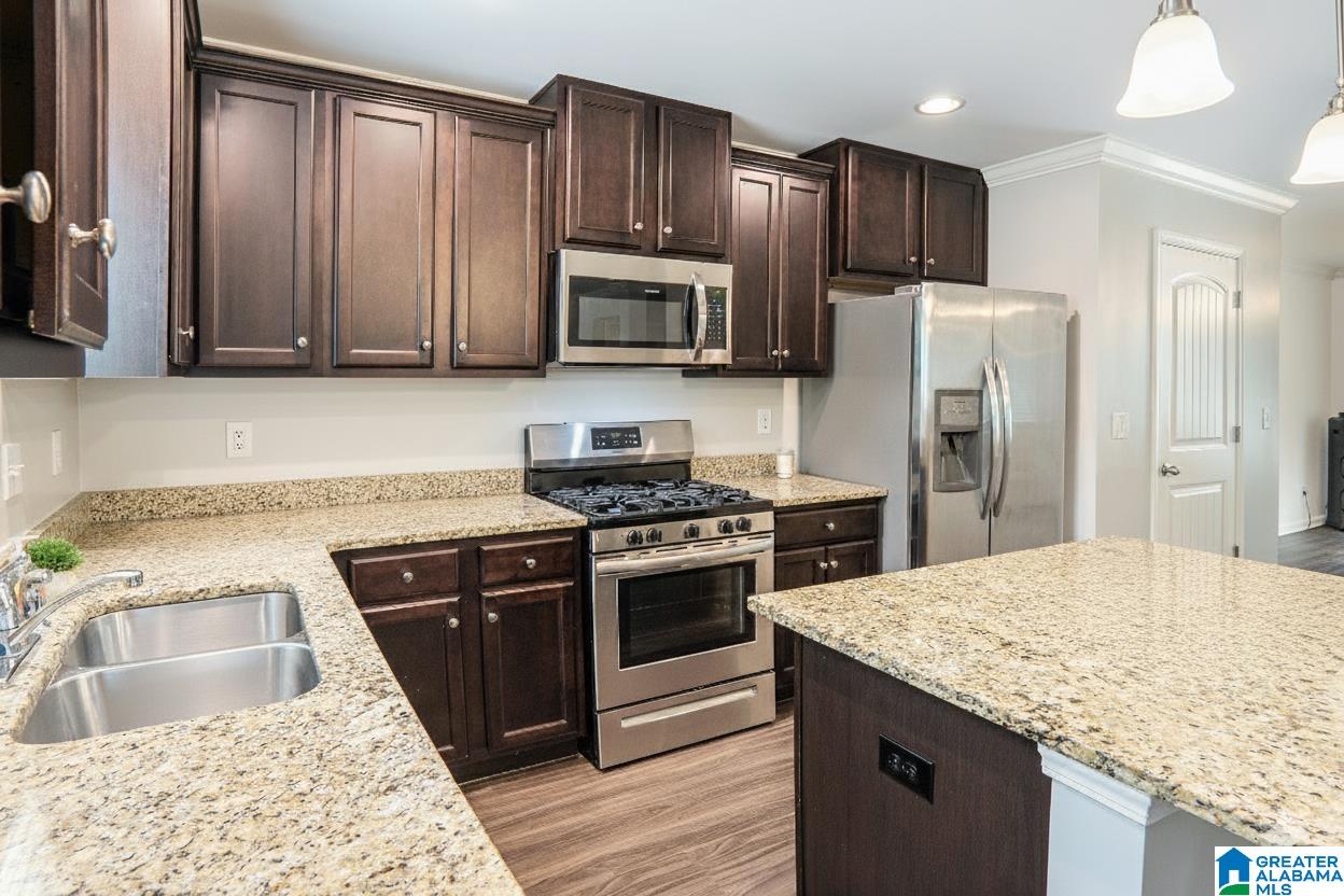 6472 NEWBRIDGE DRIVE