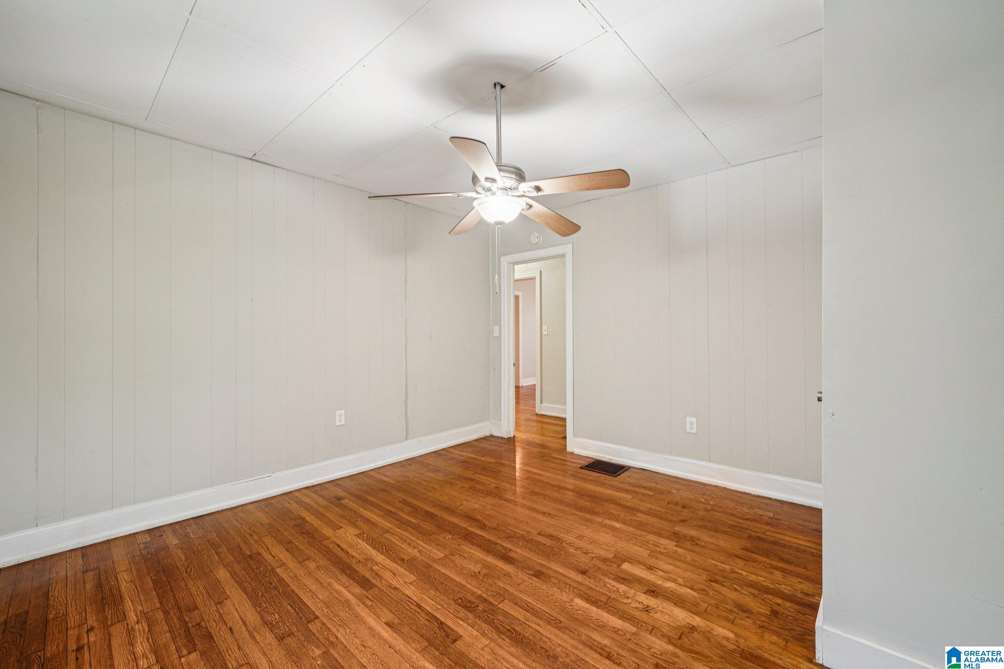 1337 44TH STREET