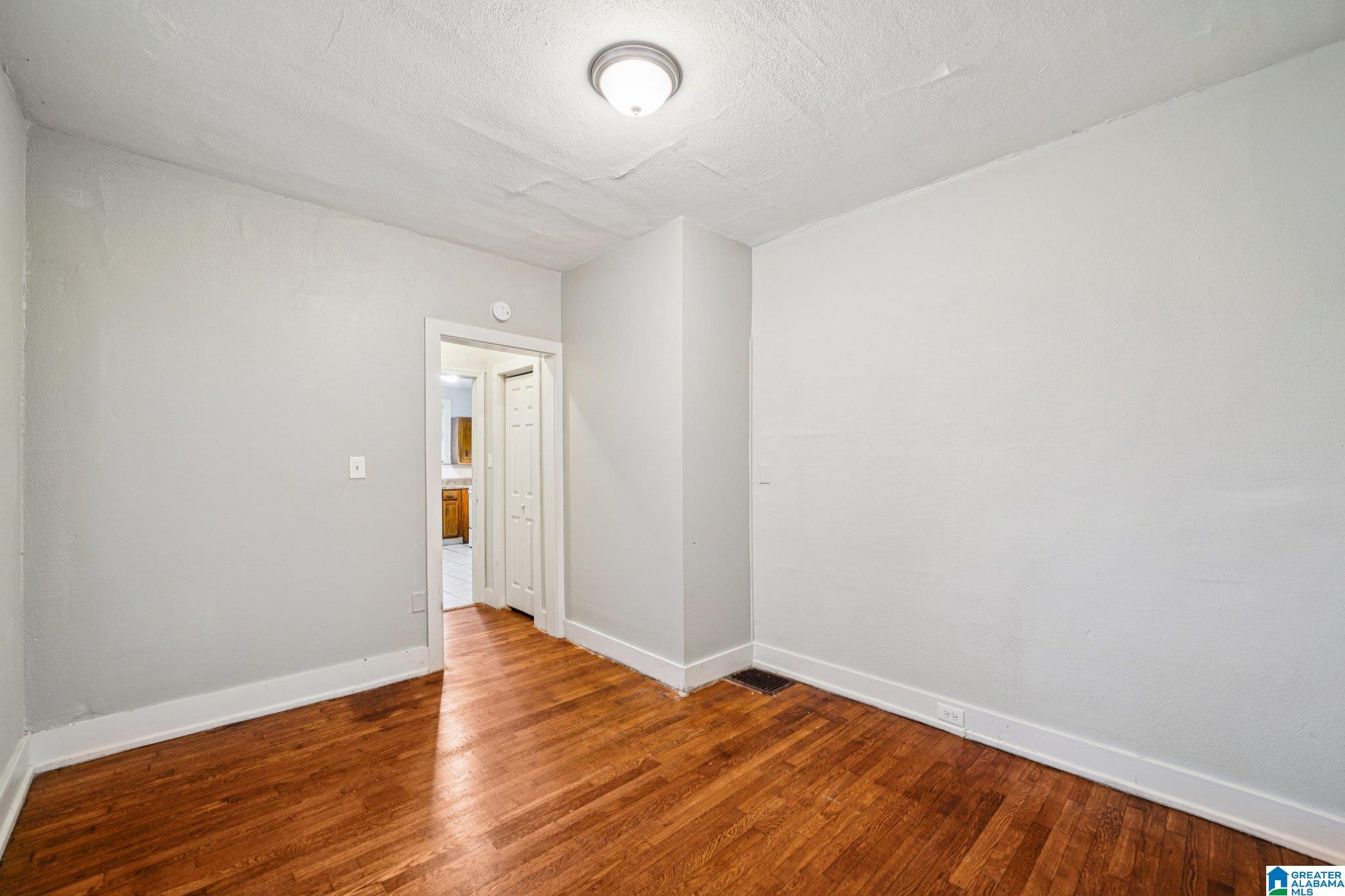 1337 44TH STREET