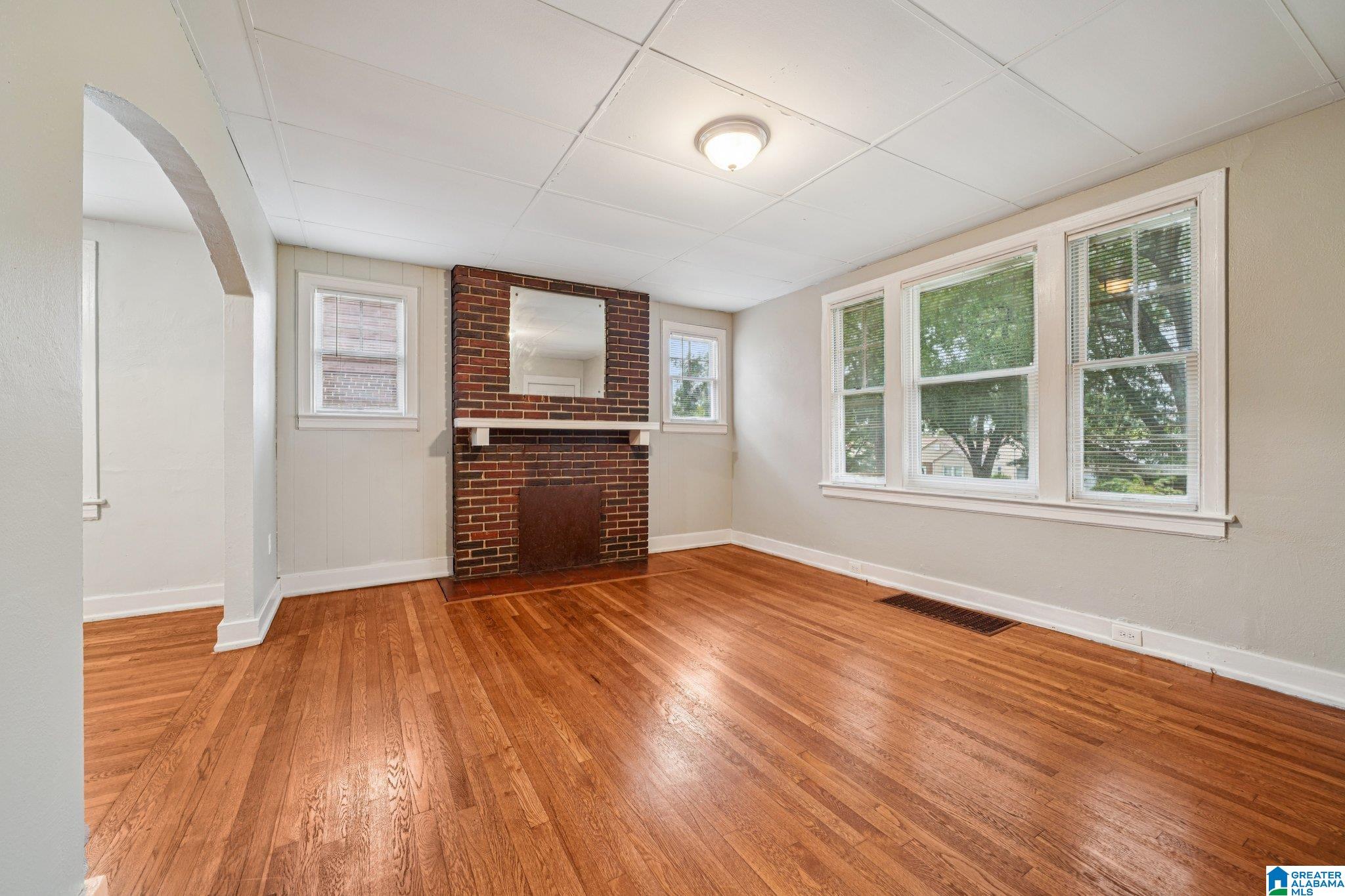 1337 44TH STREET