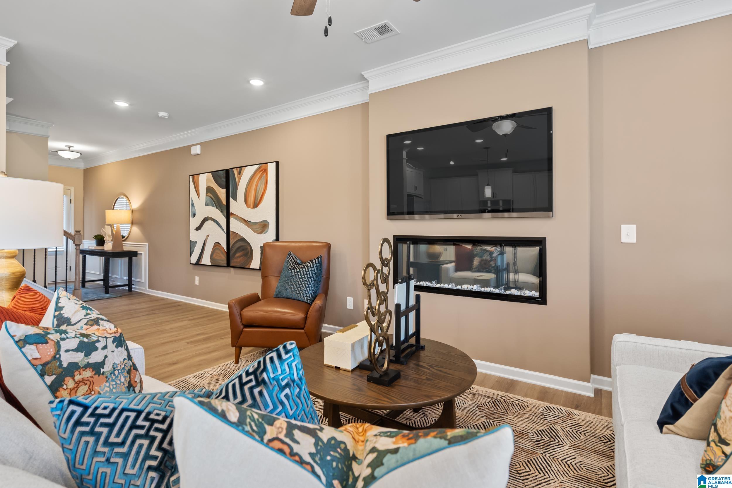 4559 VILLAGE SPRINGS SQUARE 11