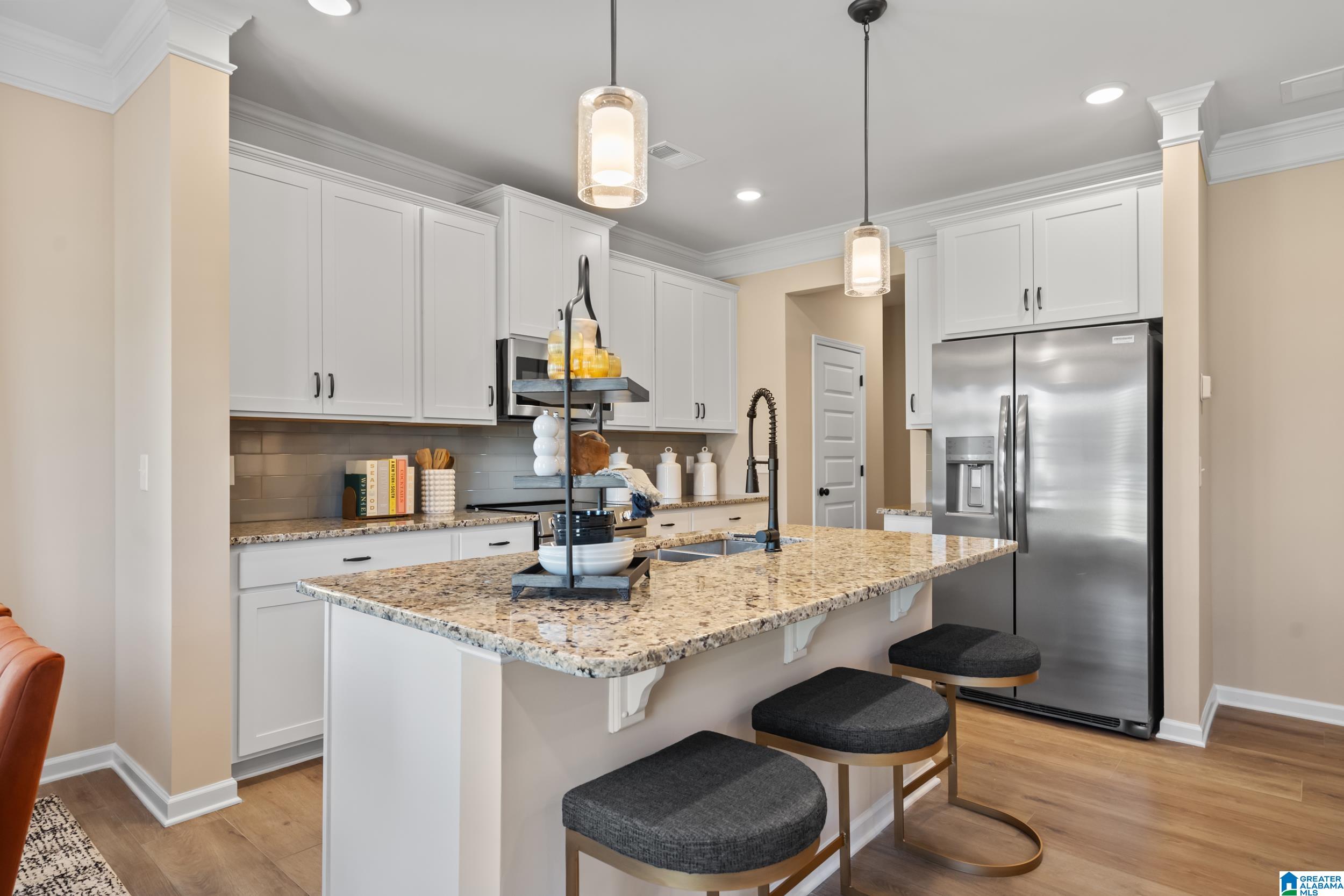 4559 VILLAGE SPRINGS SQUARE 11