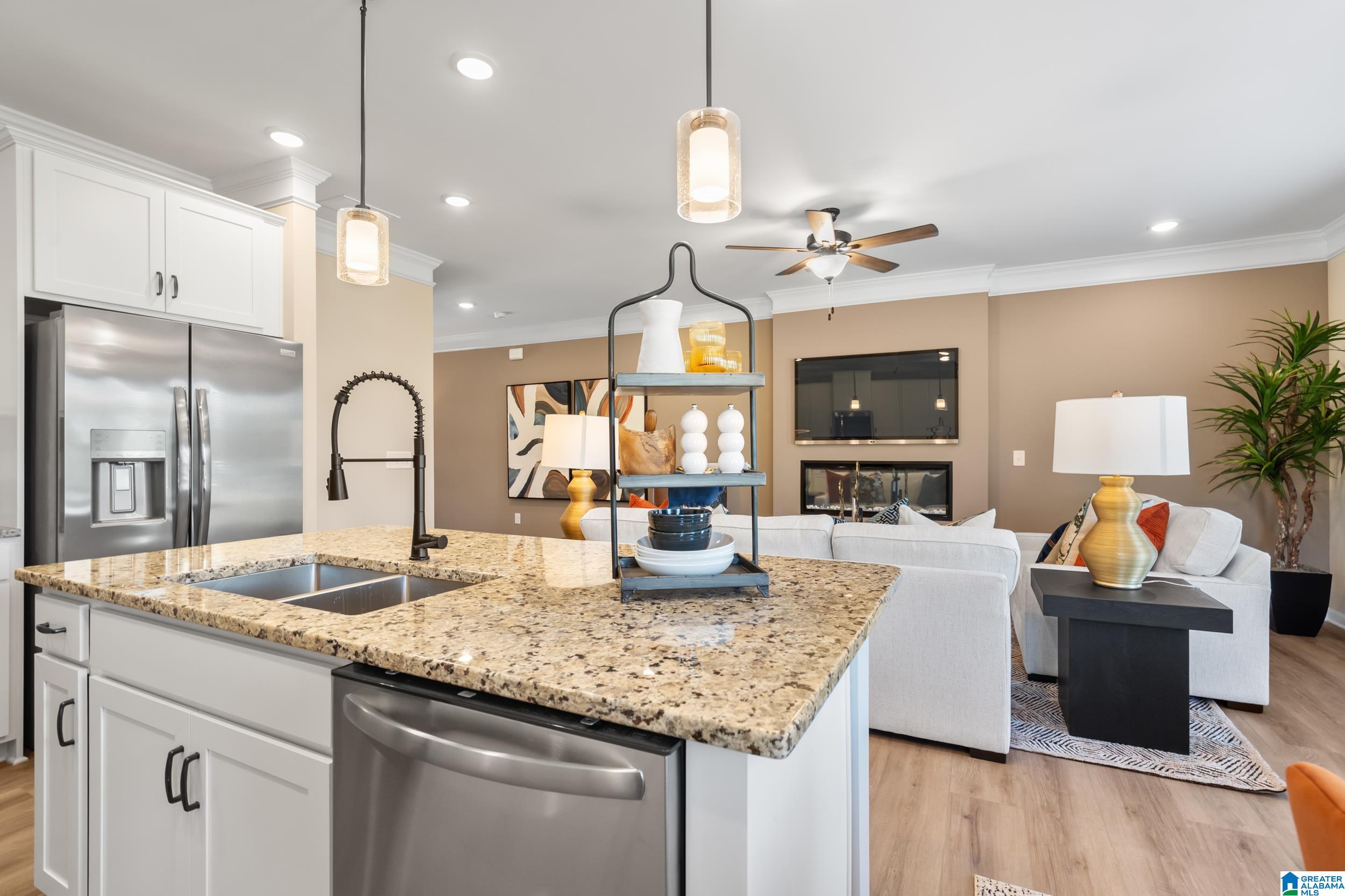 4559 VILLAGE SPRINGS SQUARE 11