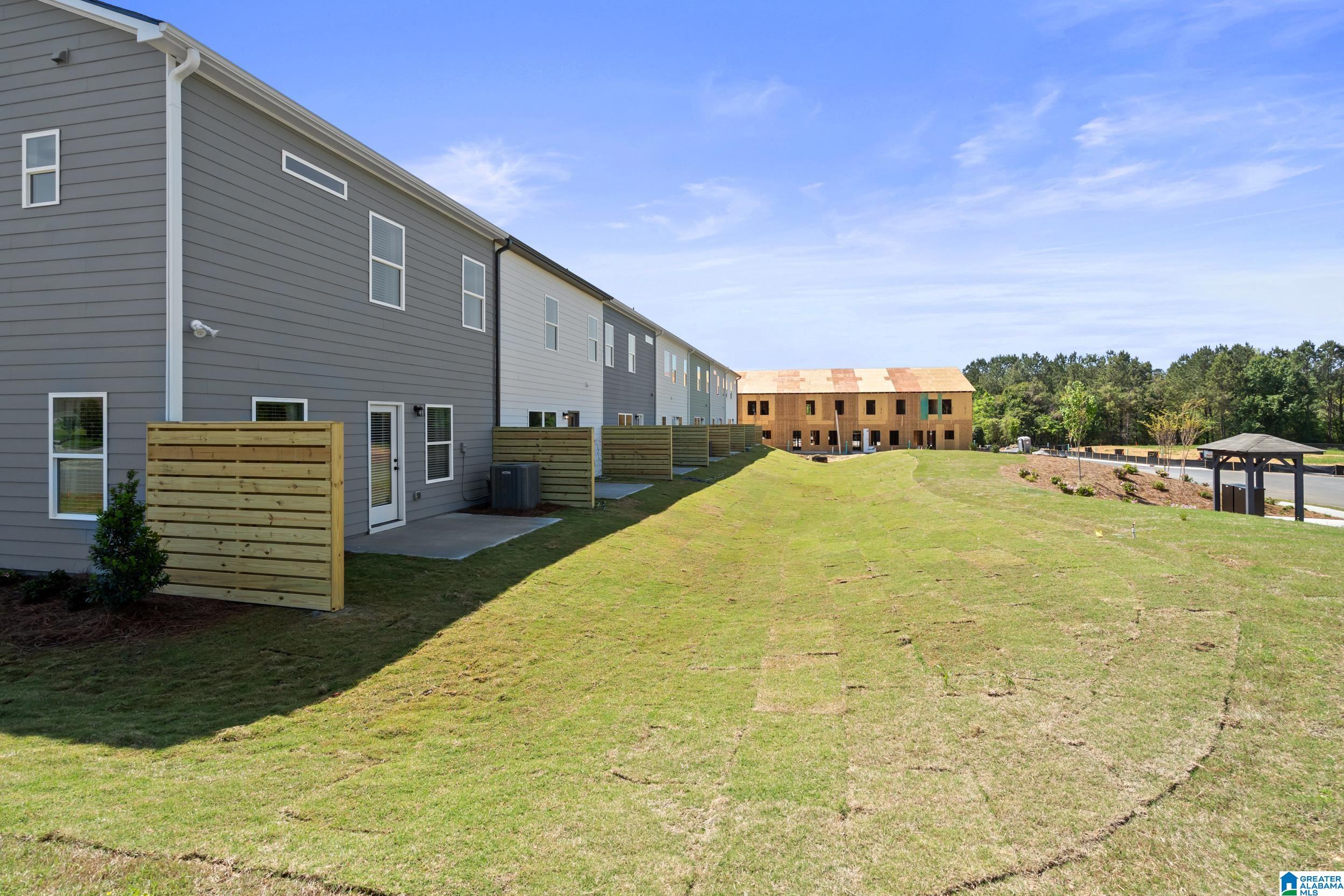 4559 VILLAGE SPRINGS SQUARE 11