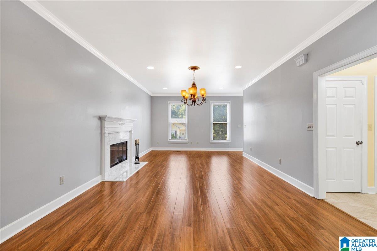 1805 PETTICOAT WAY
