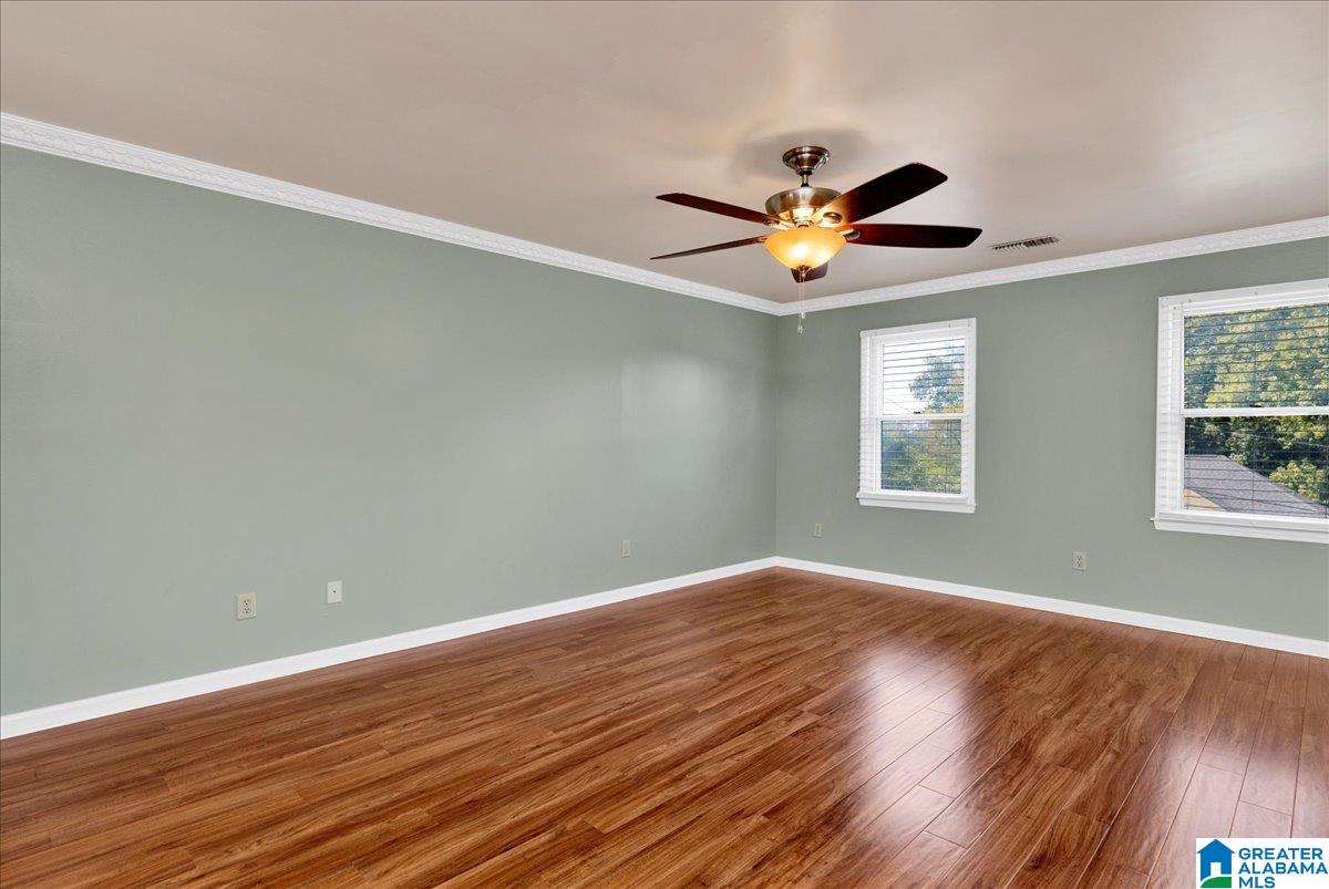 1805 PETTICOAT WAY