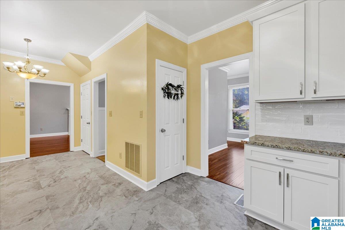 1805 PETTICOAT WAY