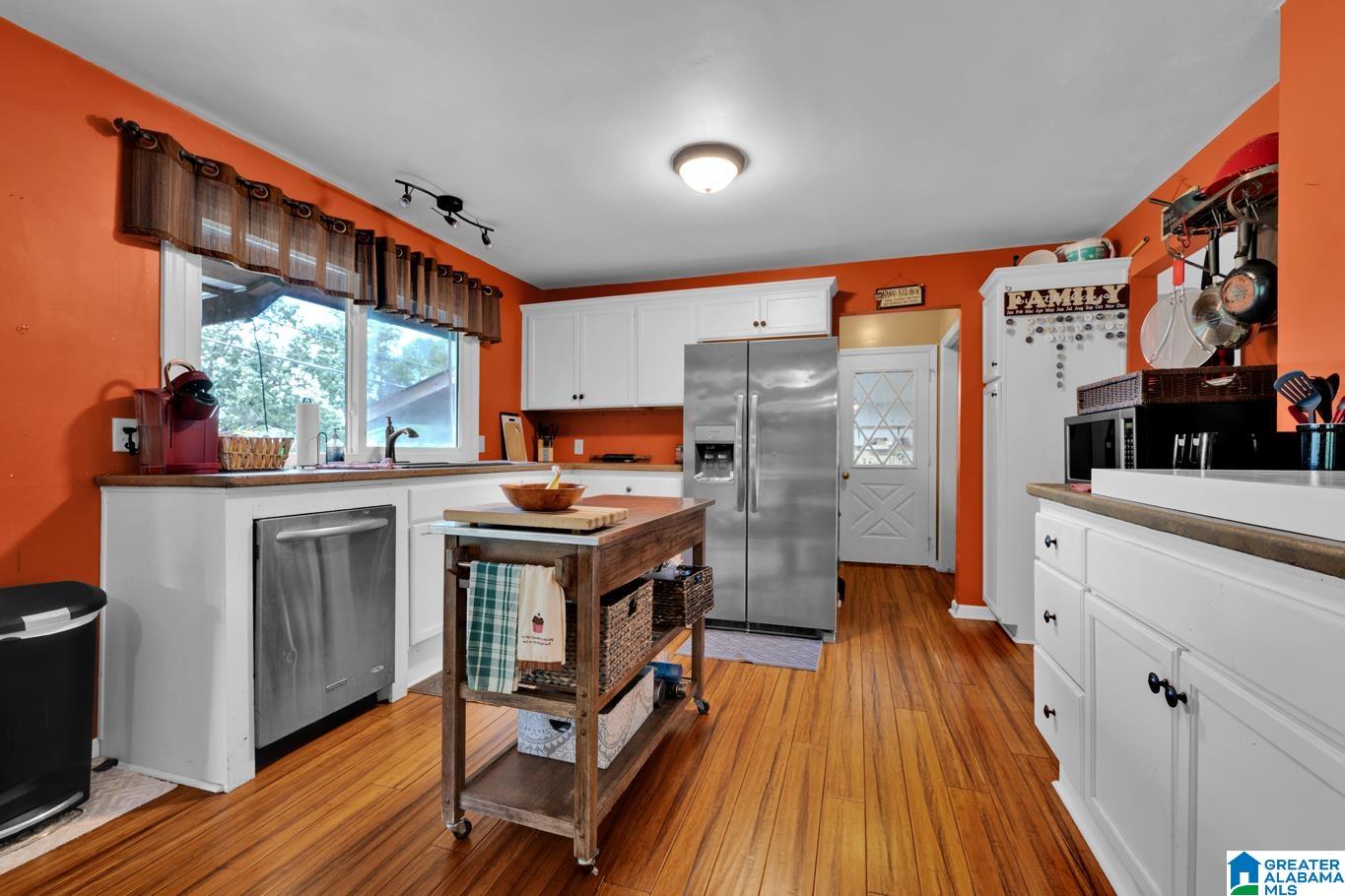 1235 DAVENPORT CIRCLE