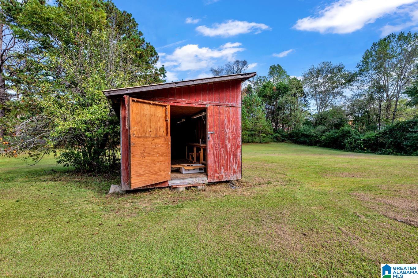 1235 DAVENPORT CIRCLE