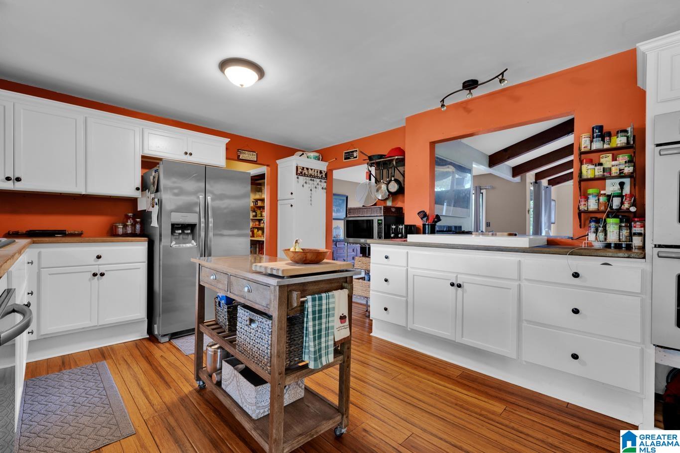 1235 DAVENPORT CIRCLE