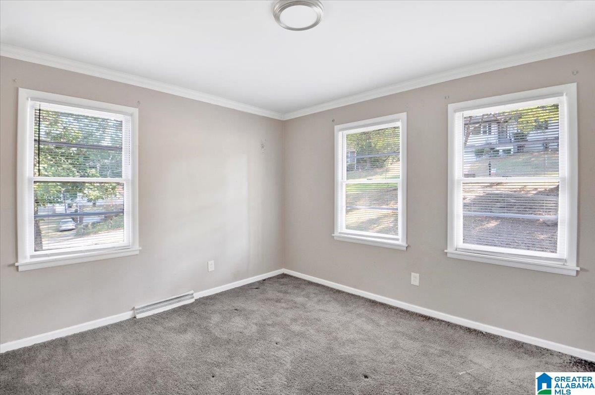 948 RIDGEWOOD CIRCLE