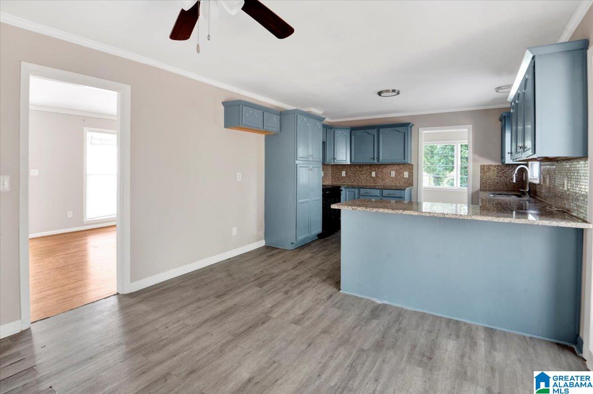 948 RIDGEWOOD CIRCLE